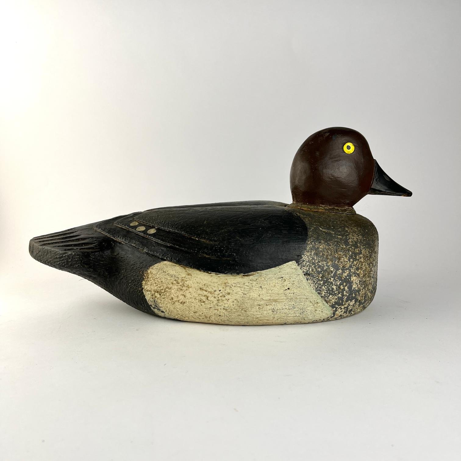 Pato sueñelo en madera