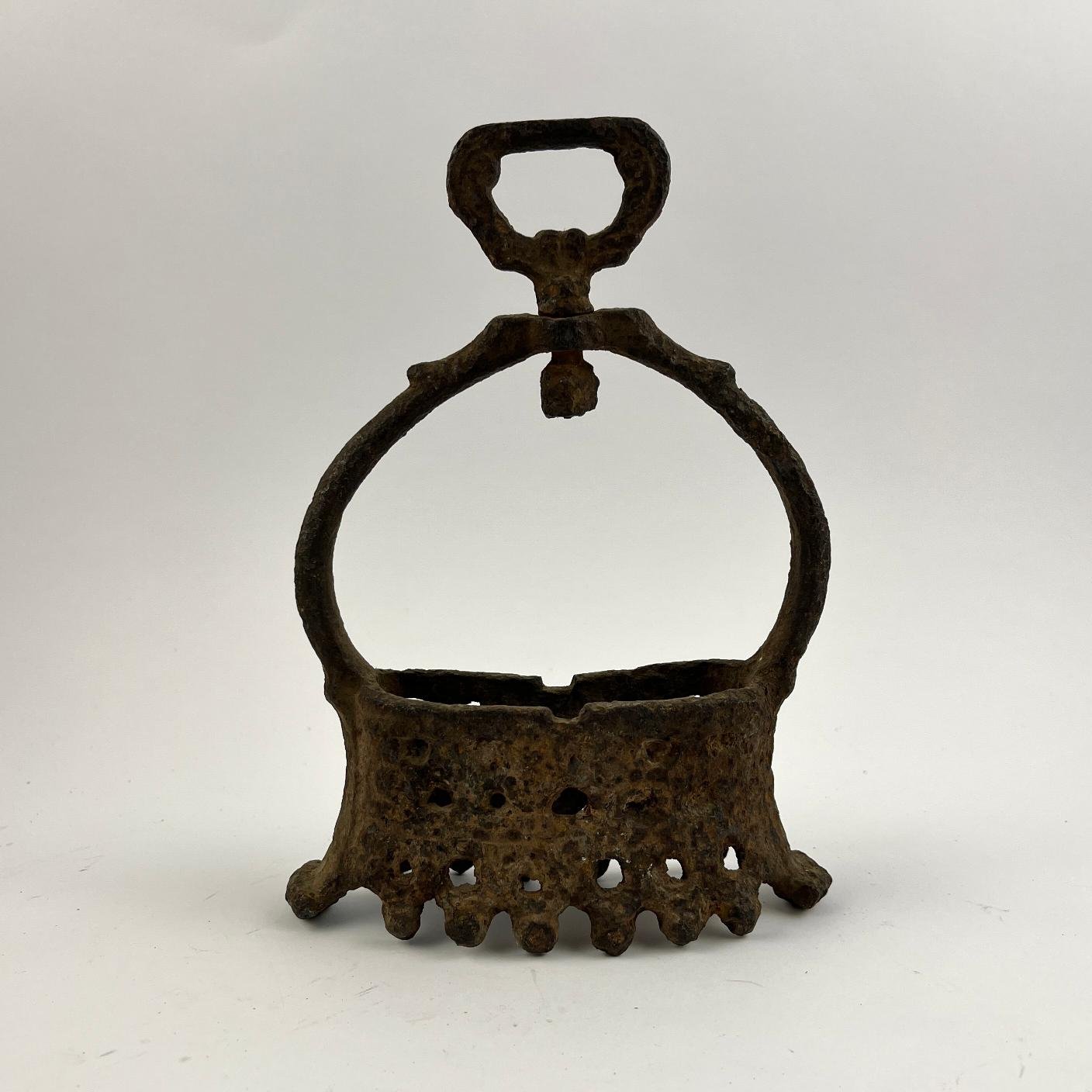 Estribo tipo brasero s. XVIII