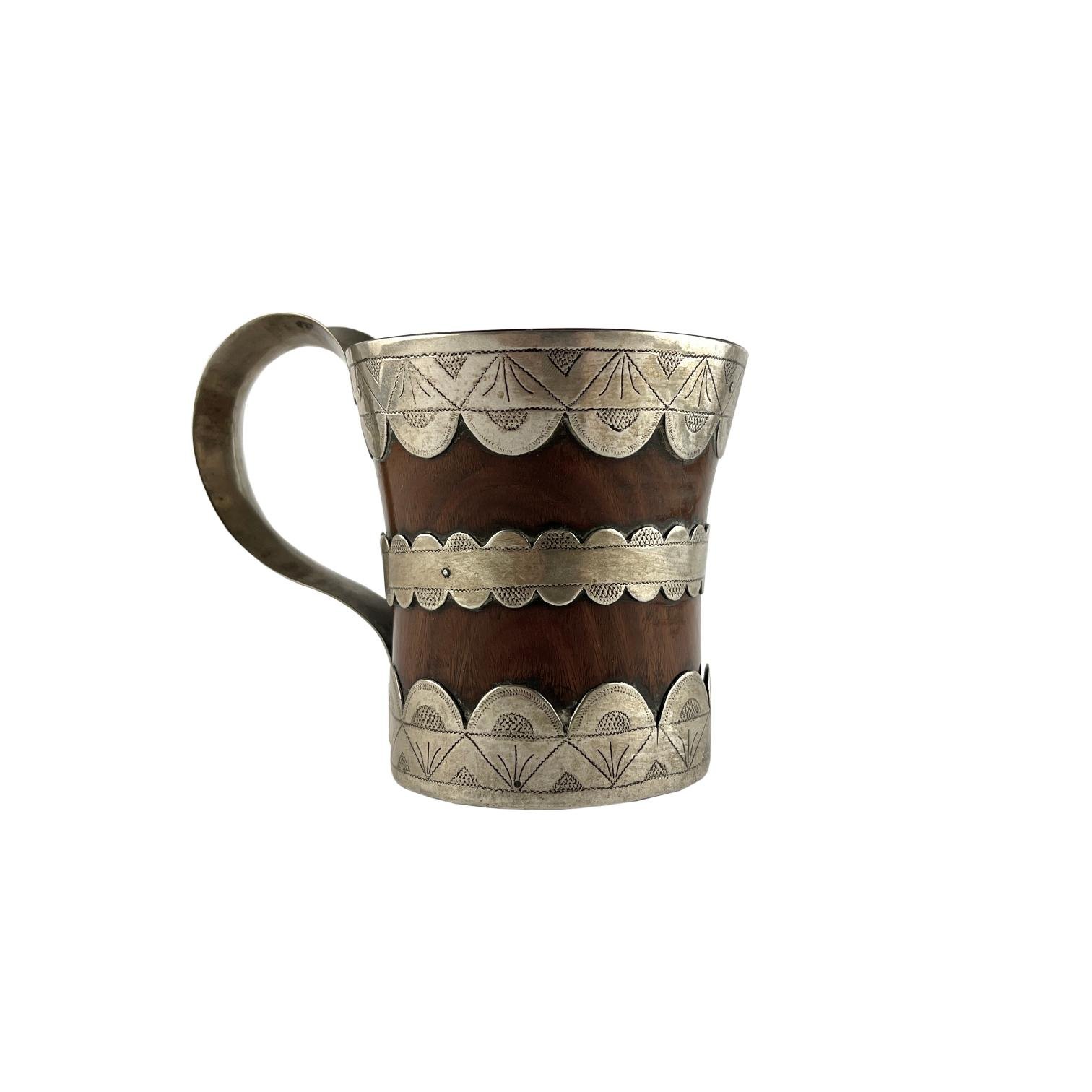 Jarro argentino salteño s. XIX en madera y plata