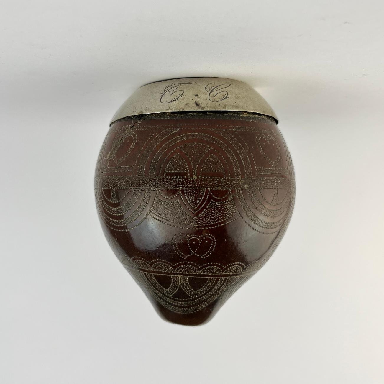 Mate en calabaza y plata