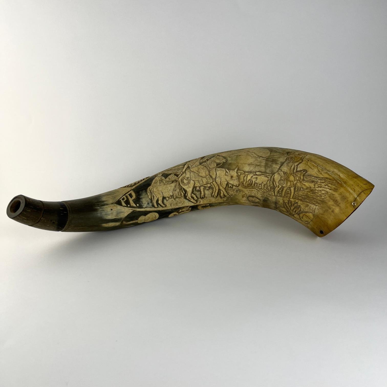 Chifle en guampa "escudo uruguayo"