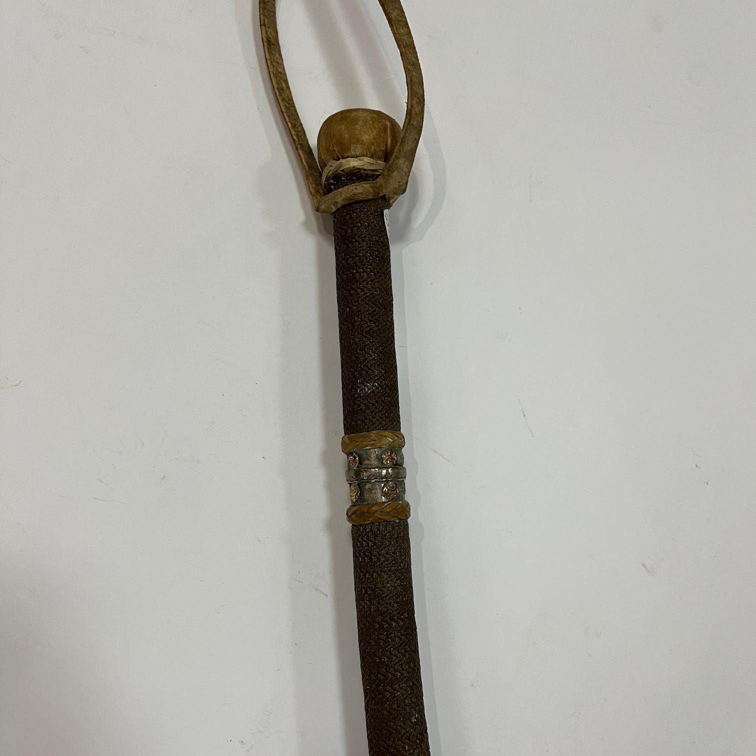 Rebenque en cuero, plata y oro