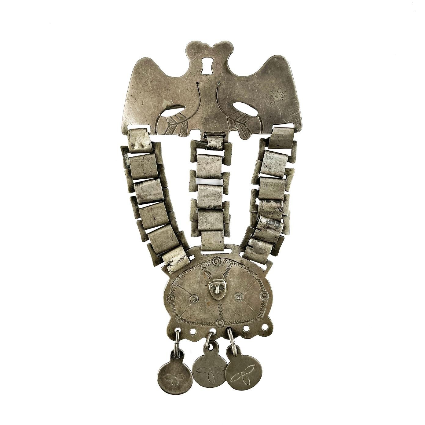 Trapelacucha mapuche en plata