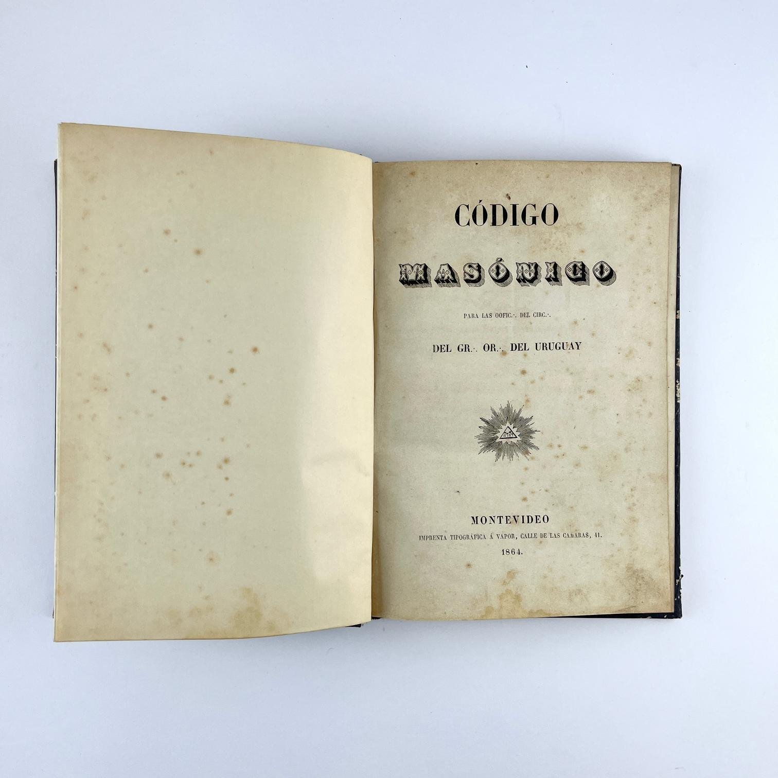 Código masónico y constitución del Uruguay