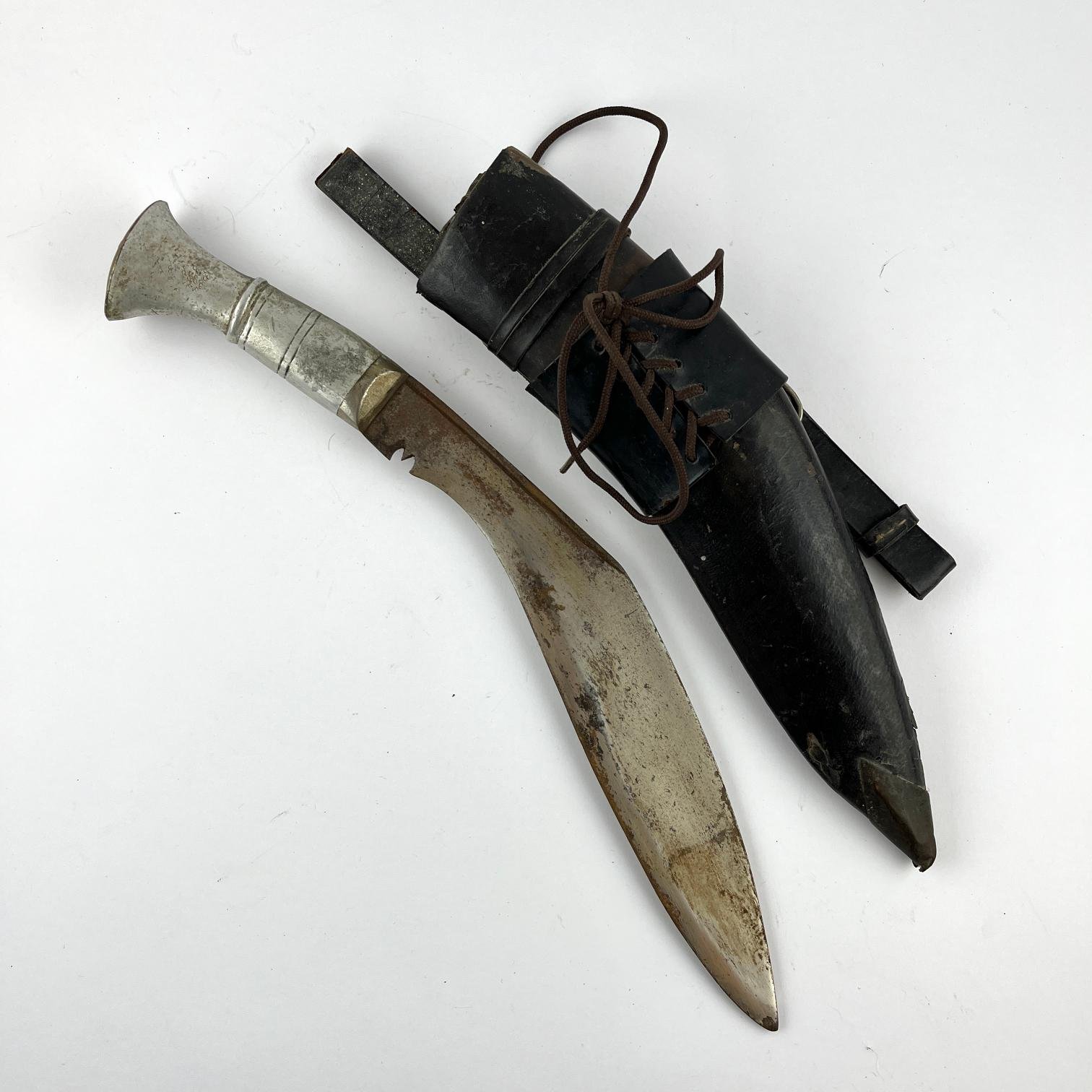 Cuchillo nepalés kukri