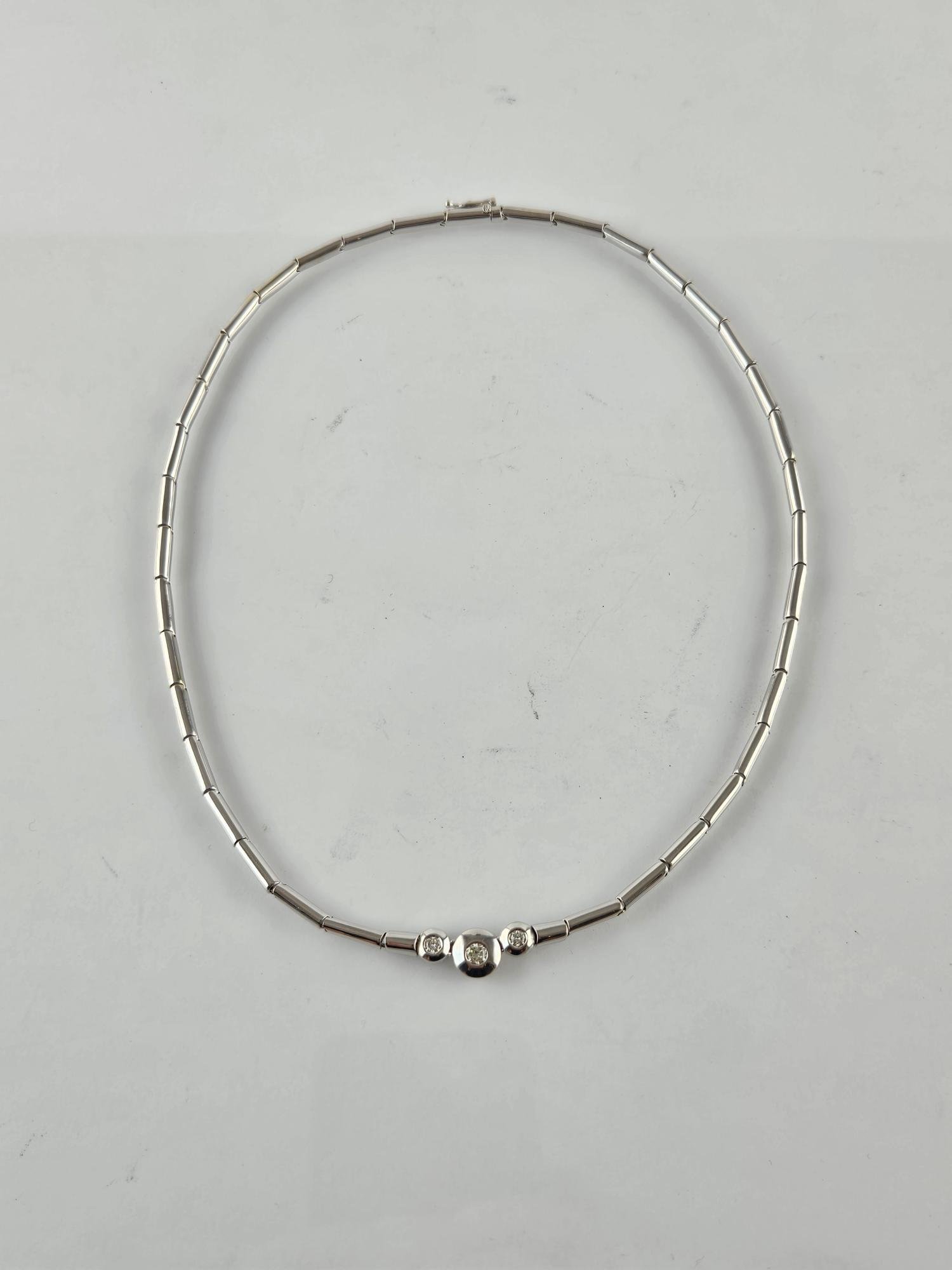 Gargantilla oro 18 K blanco y brillantes