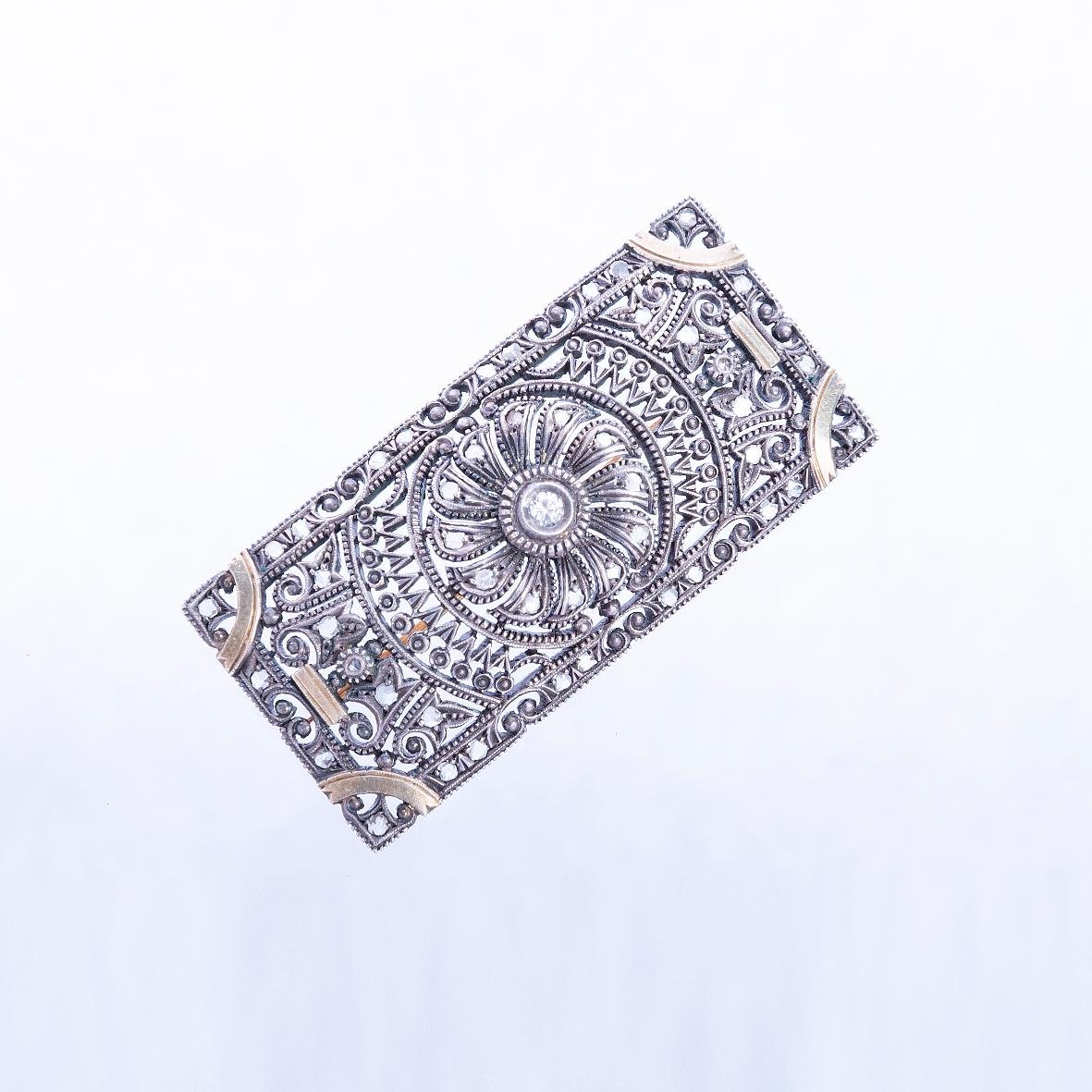 Prendedor art decó oro 18 K amarillo, brillante y diamantes