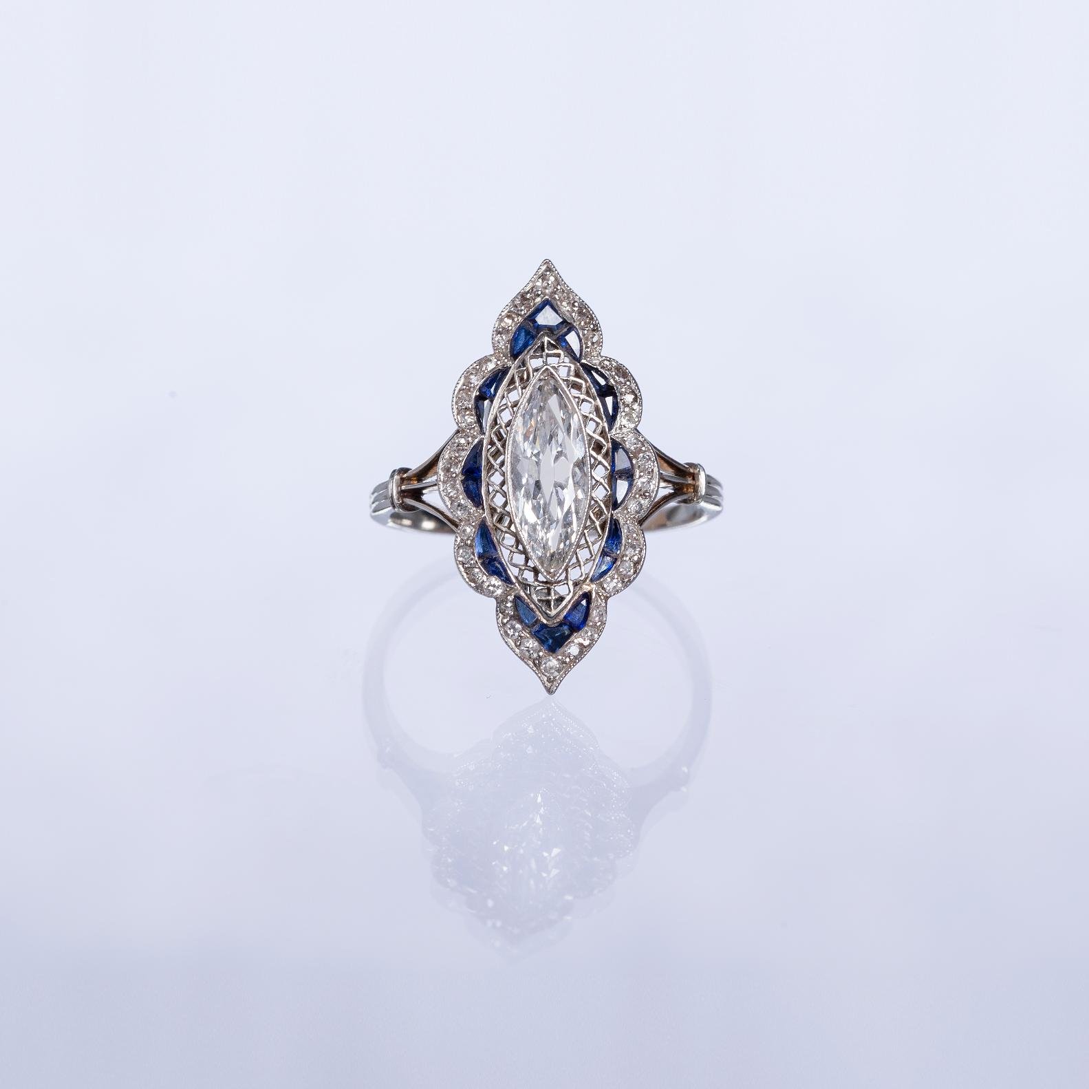 Anillo art decó oro 18 K blanco, brillante, zafiros y brillante