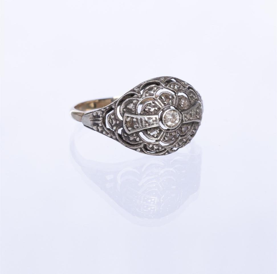 Anillo art decó oro 18 K blanco, brillante y diamantes