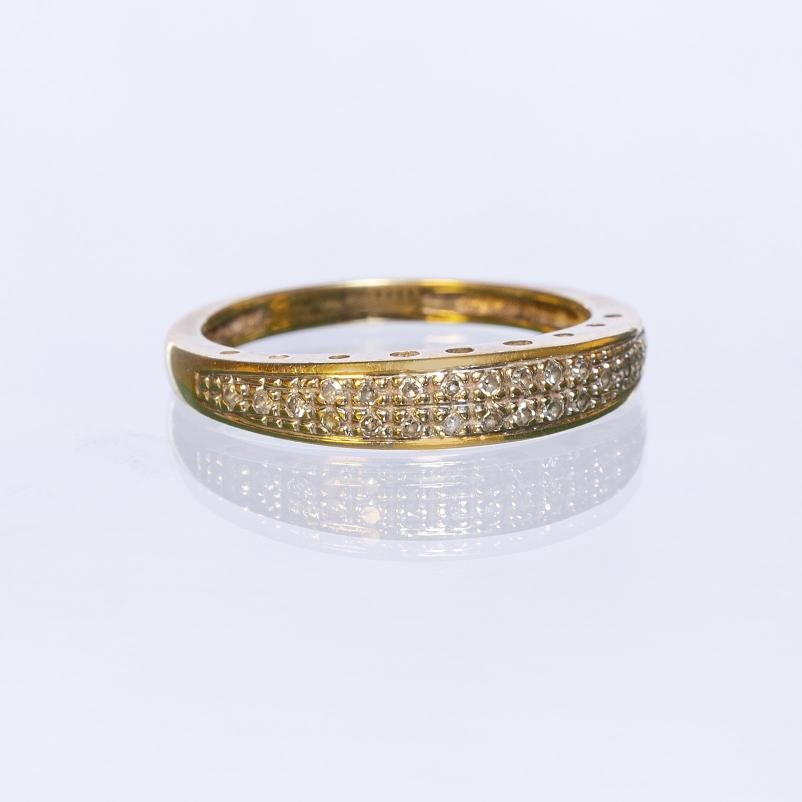 Anillo oro 18 K amarillo y brillantes