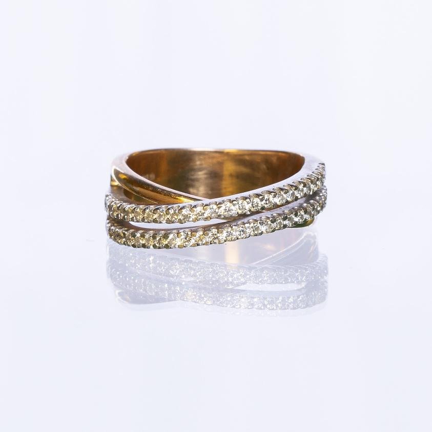 Anillo oro 18 K amarillo y blanco y brillantes