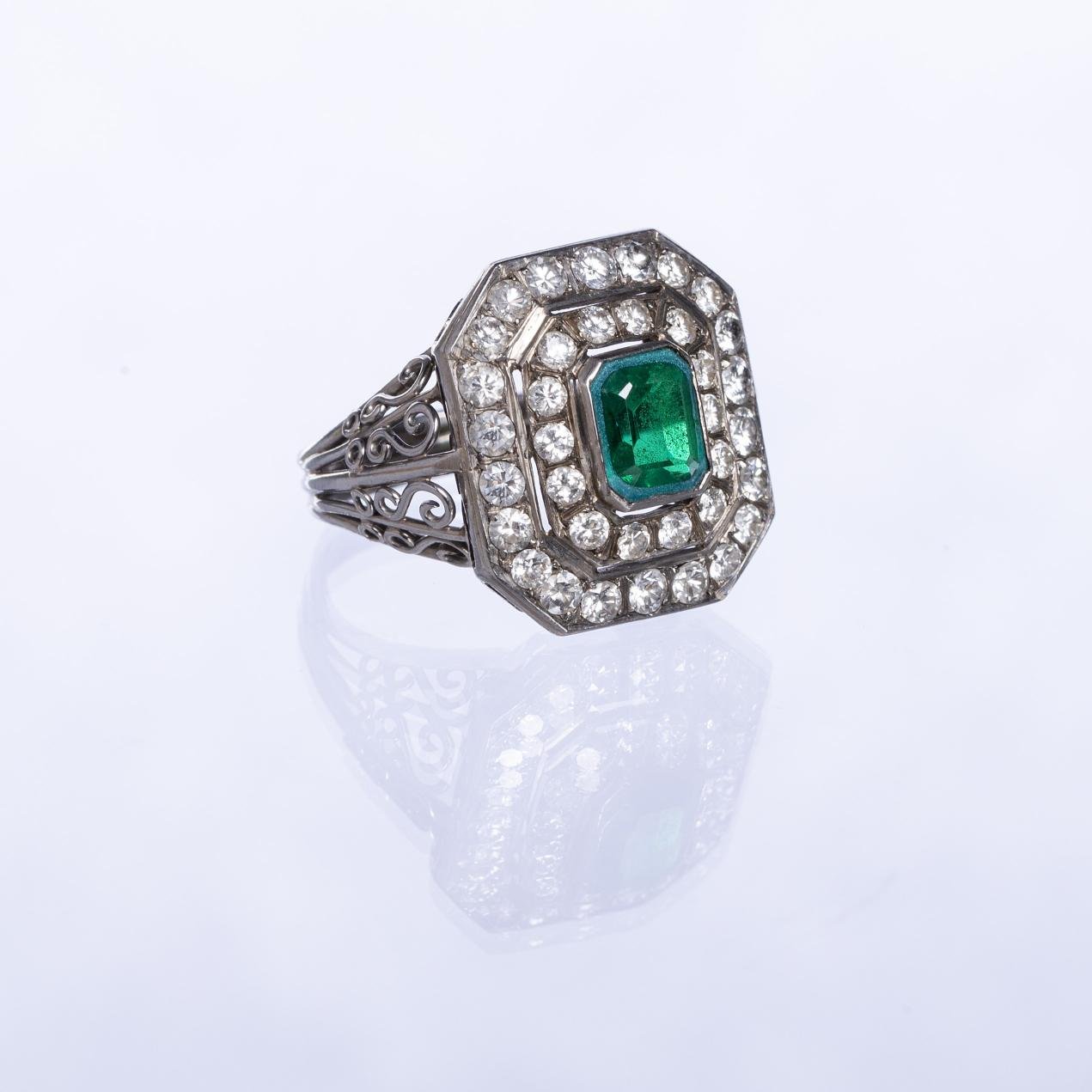 Anillo oro 18 K blanco y zirconias