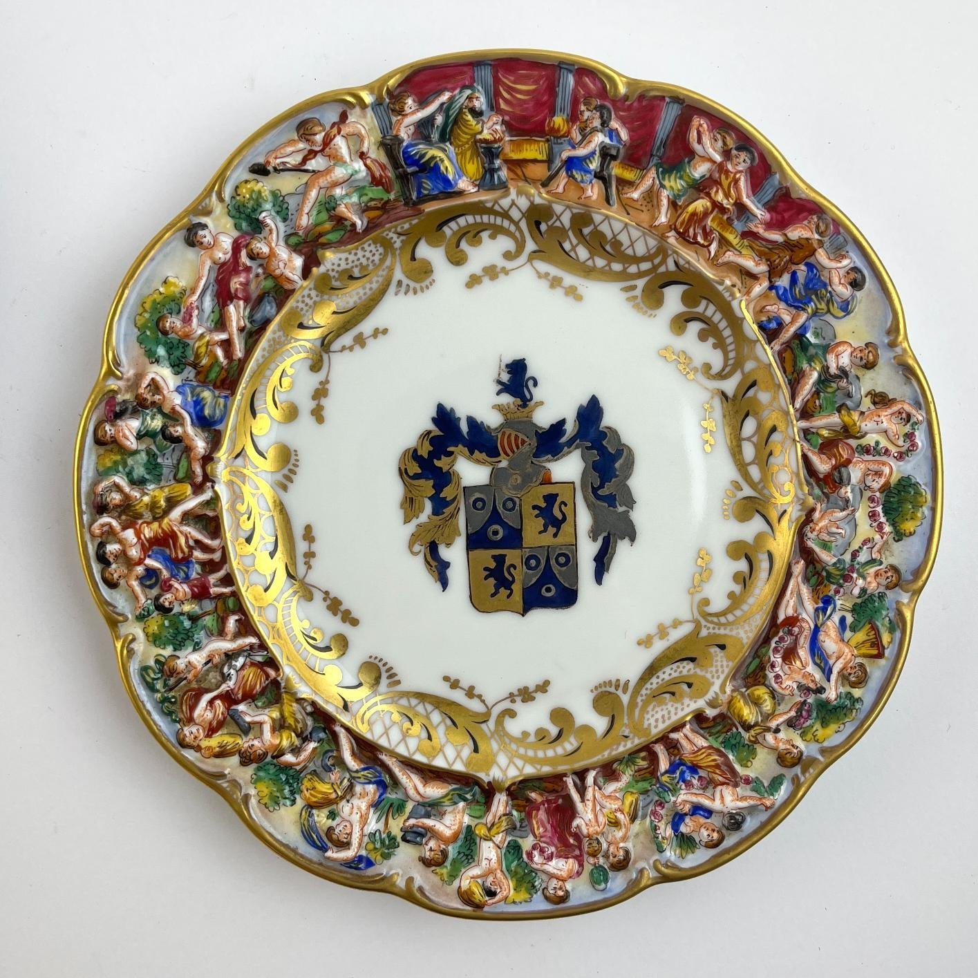 Par de platos en porcelana Capodimonte - Imagen 5