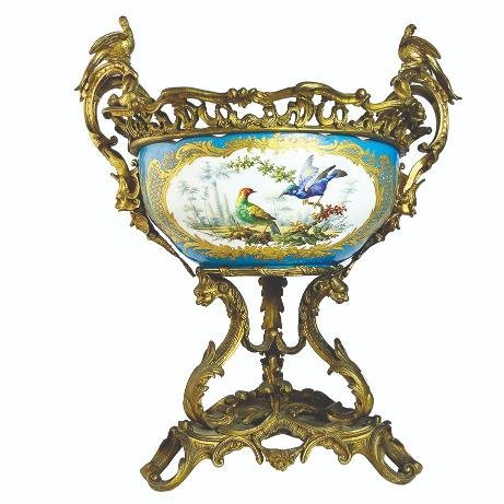 Centro de mesa en porcelana y bronce estilo Sèvres