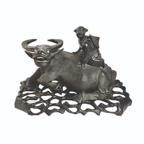 Escultura china en madera "Búfalo de agua"