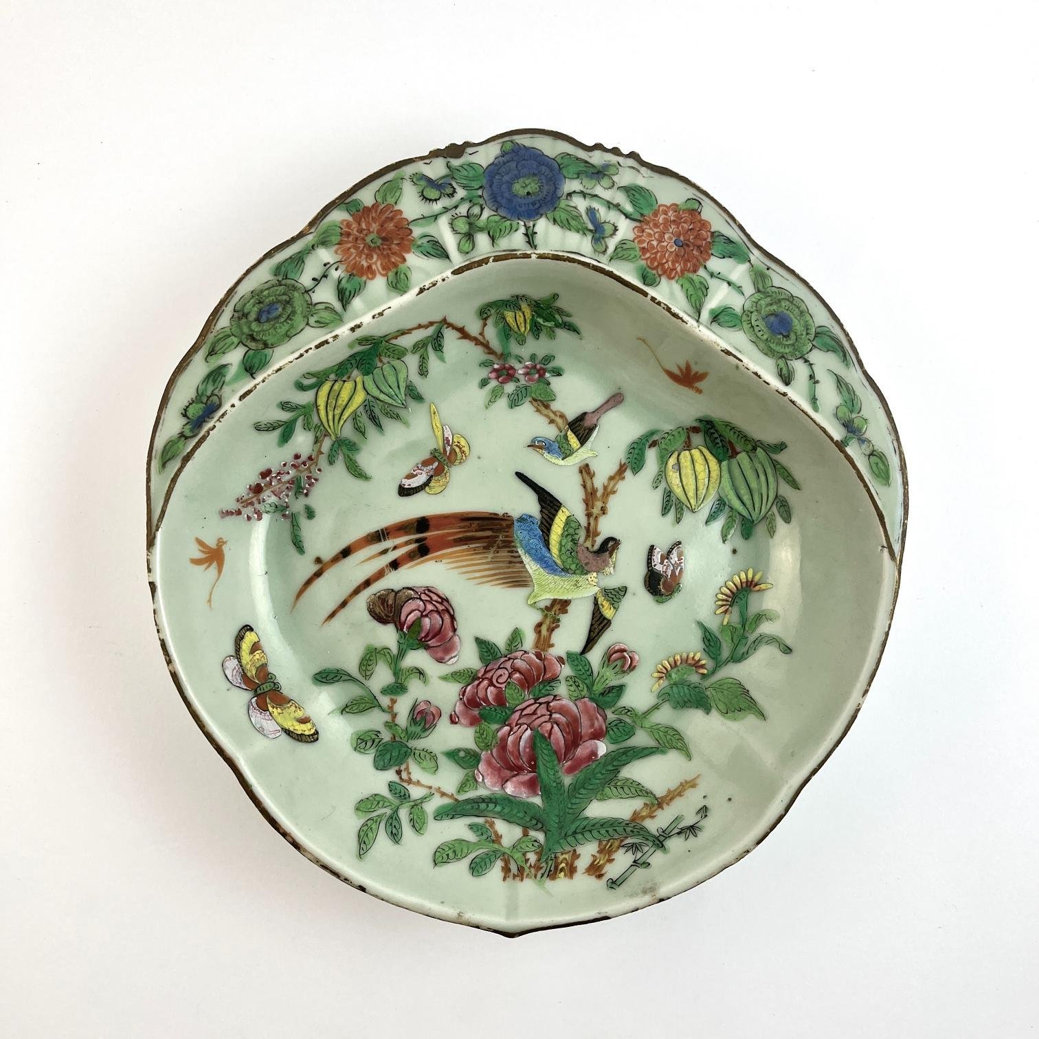 Plato chino en porcelana Cantón