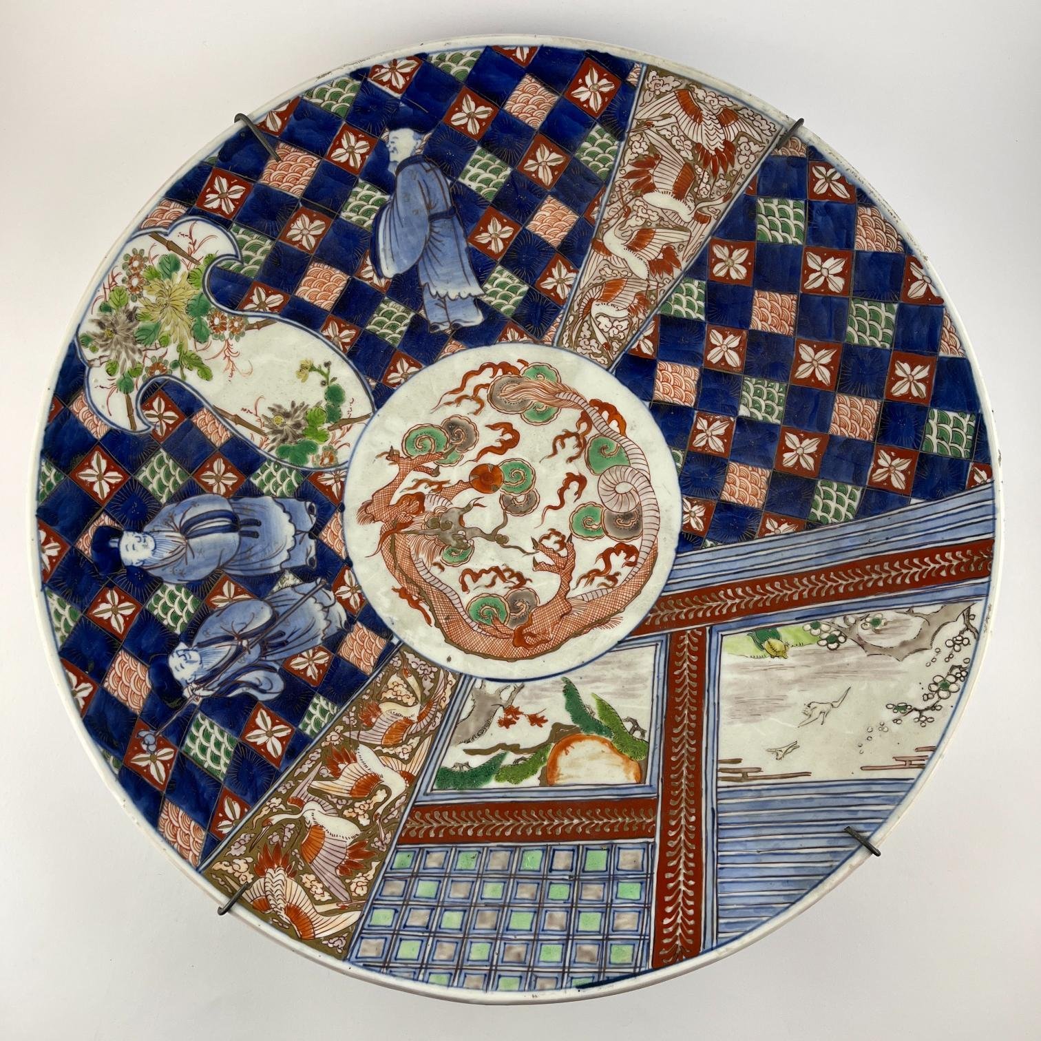 Plato chino en porcelana Imari