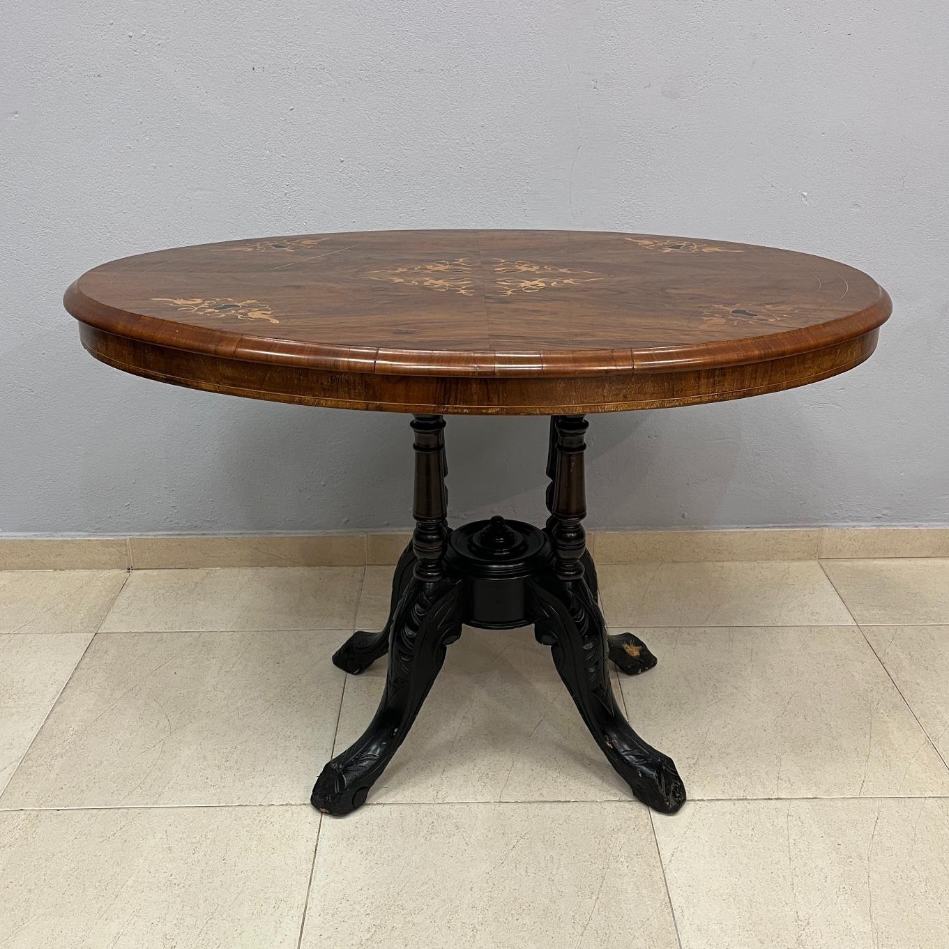 Mesa de sala inglesa