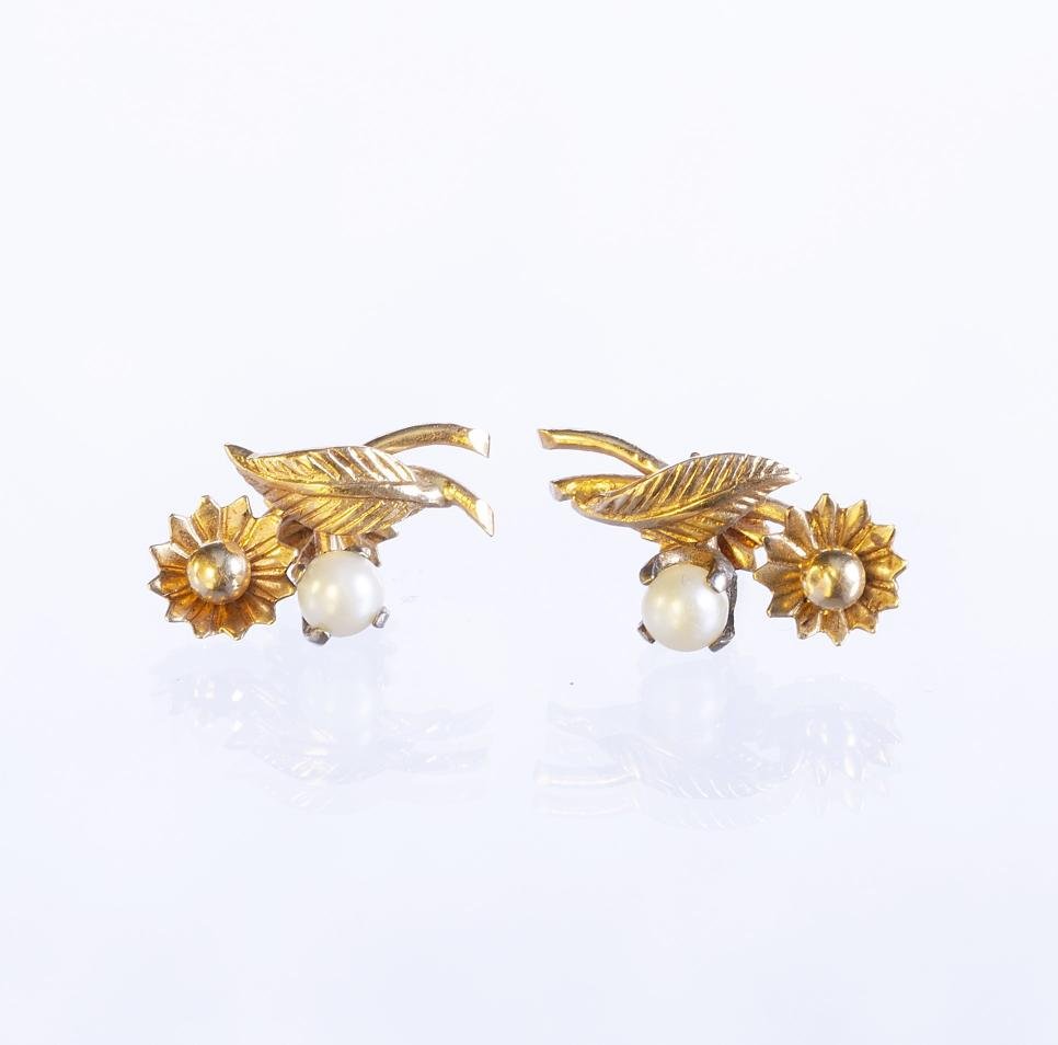 Caravanas oro 18 K amarillo y perlas