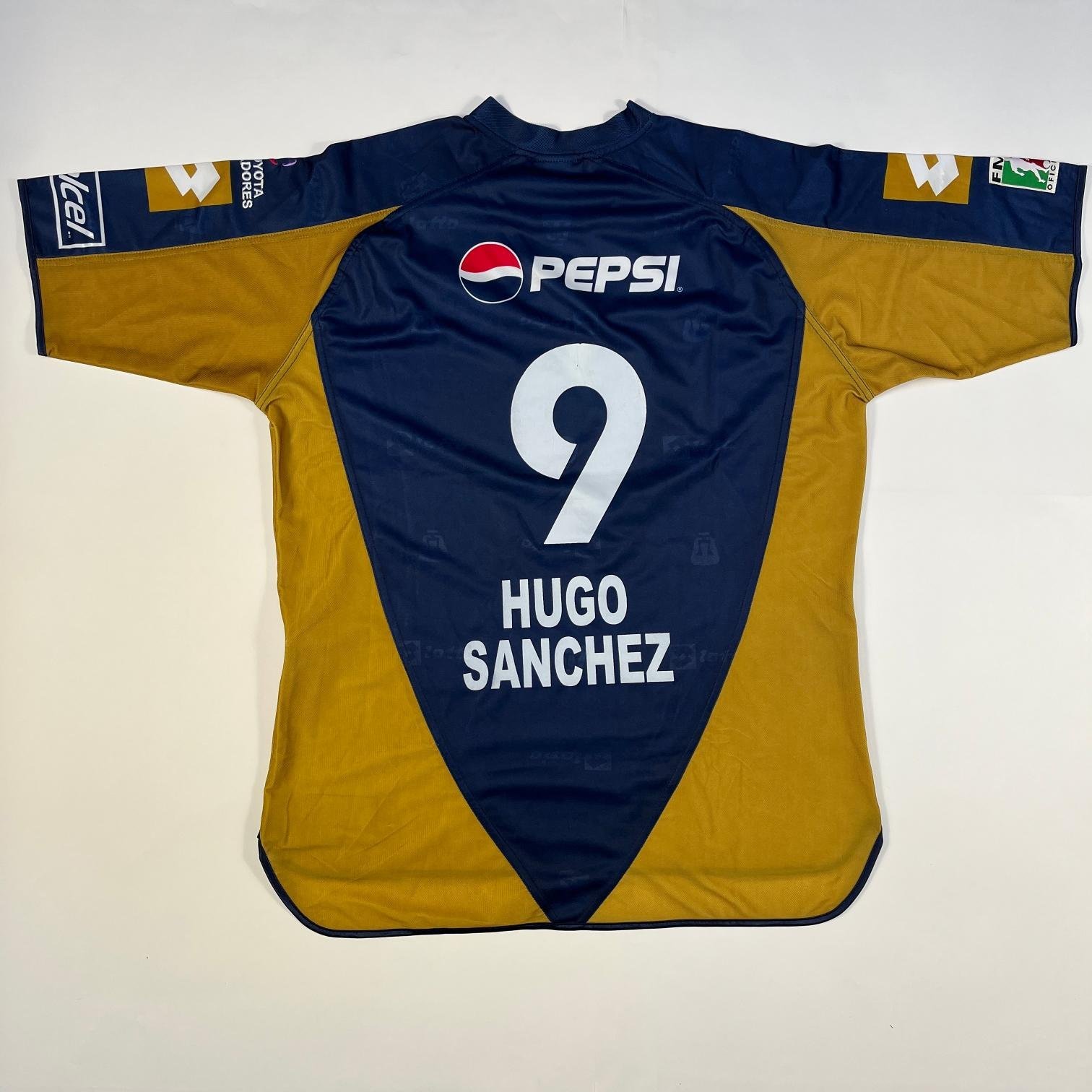 Camiseta del club mexicano Club Universidad Nacional - Imagen 2