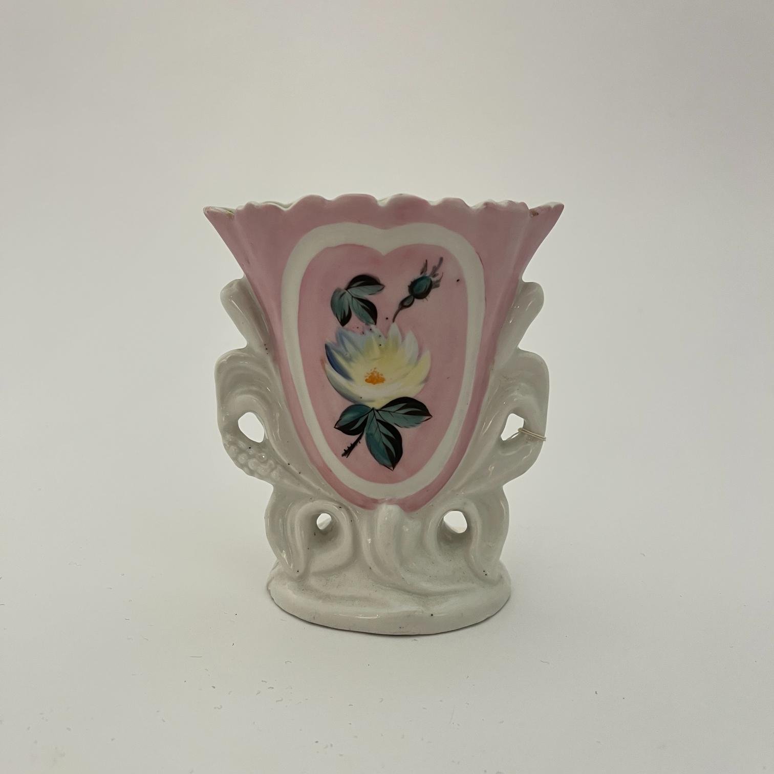 Florero en porcelana isabelina