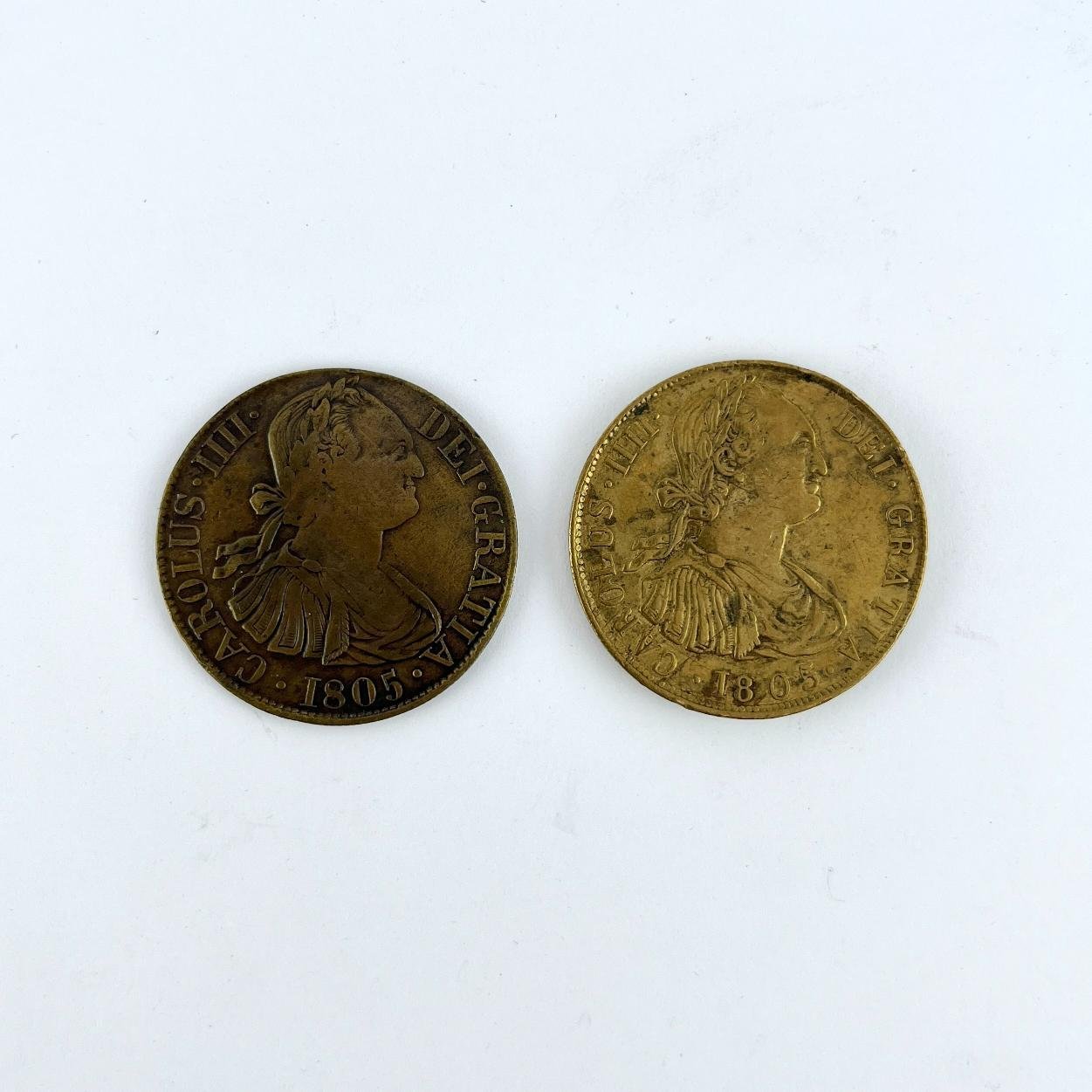 2 botones gauchos bronce efigie Carlos IV