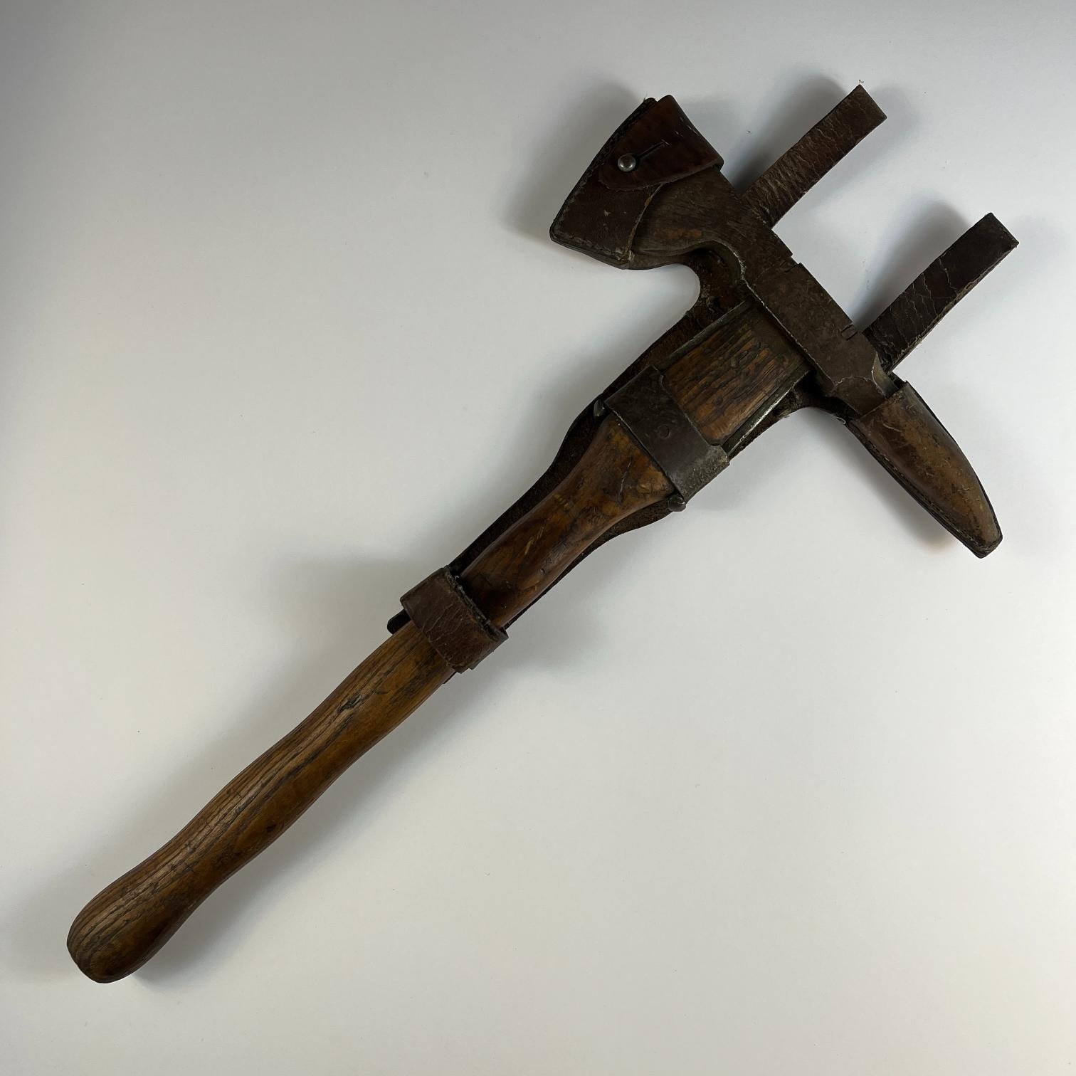 Pico hacha alemán WWI