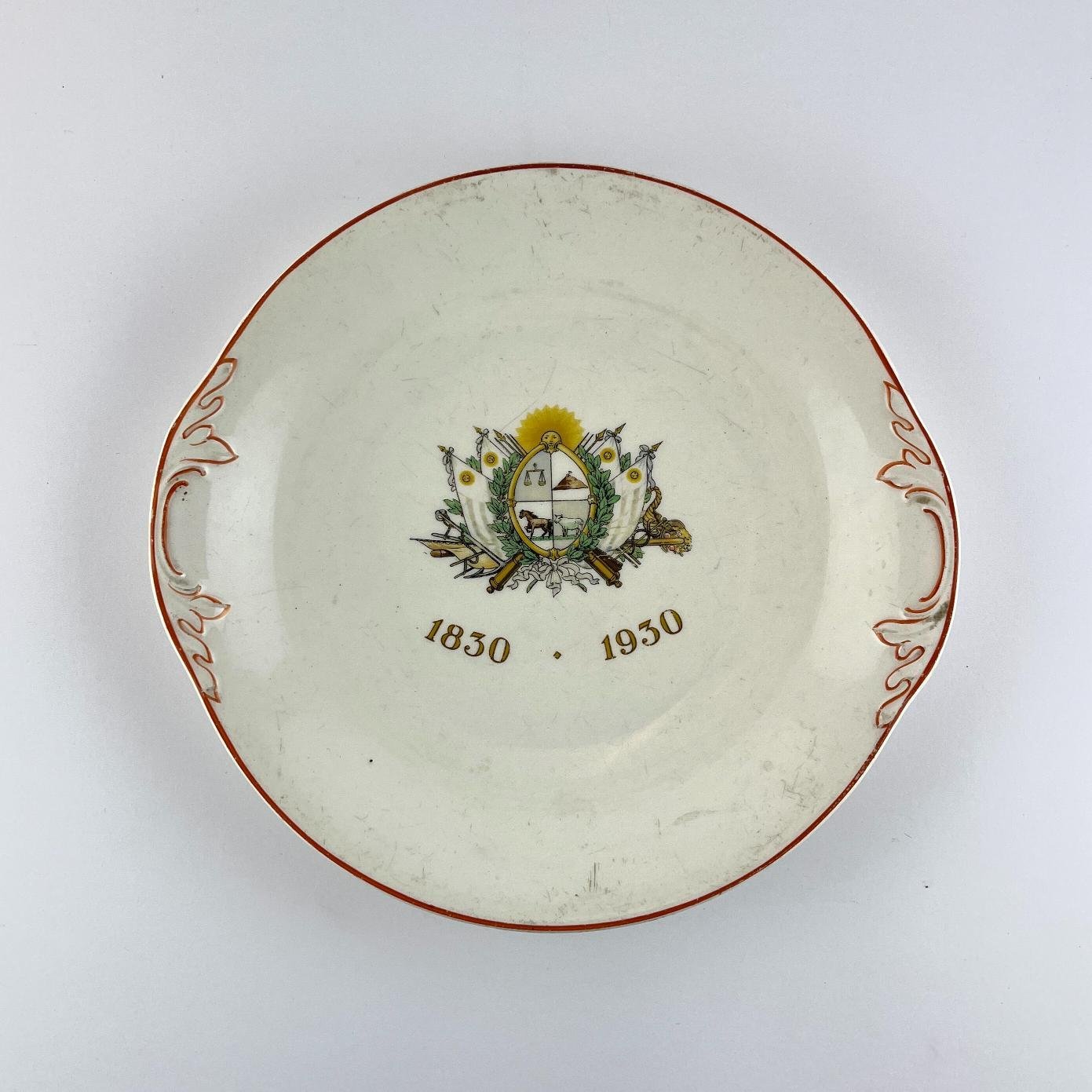 Plato fuente Centenario de la Constitución Uruguaya 1830 1930