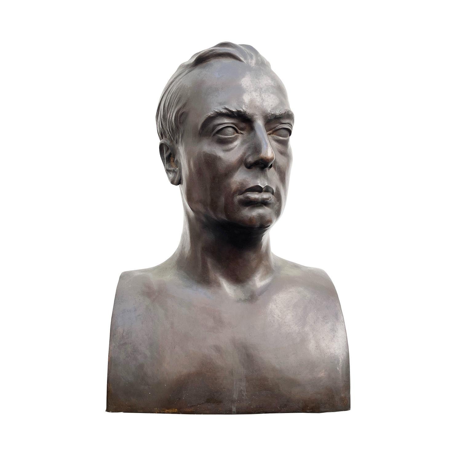 Busto de Luis Batlle Berres de Amadeo Rossi