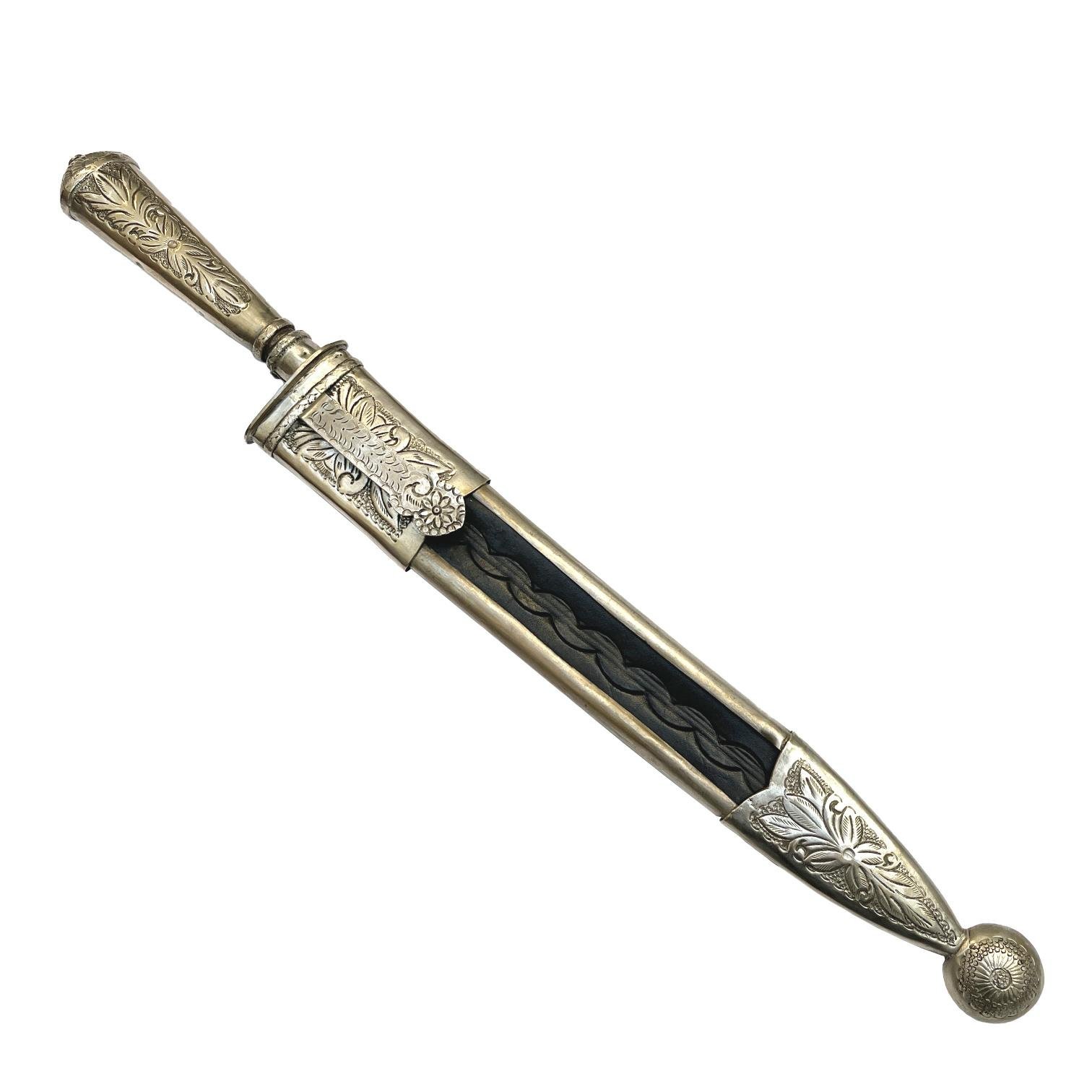 Cuchillo criollo en plata