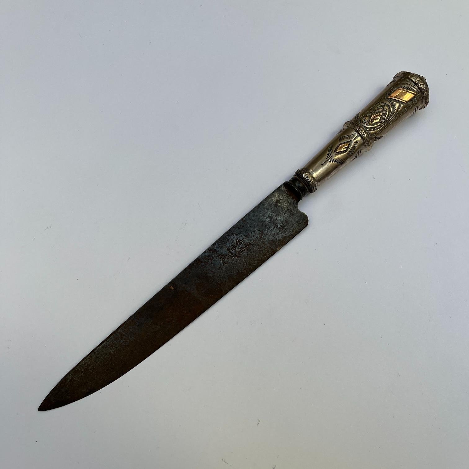 Cuchillo criollo en plata y oro