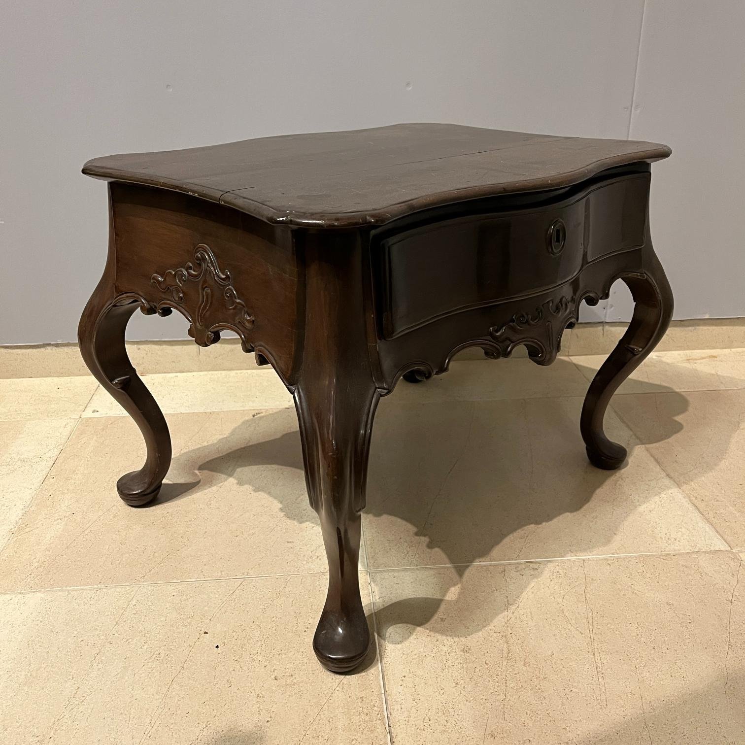 Mesa de estrado o matera luso brasileña XVIII