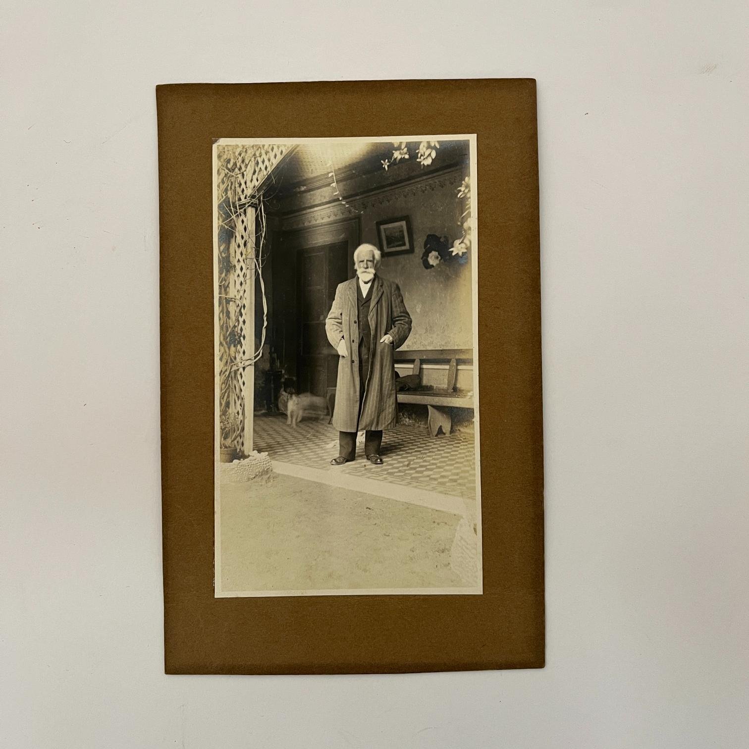 Fotografía "Retrato del presidente Duncan Stewart."