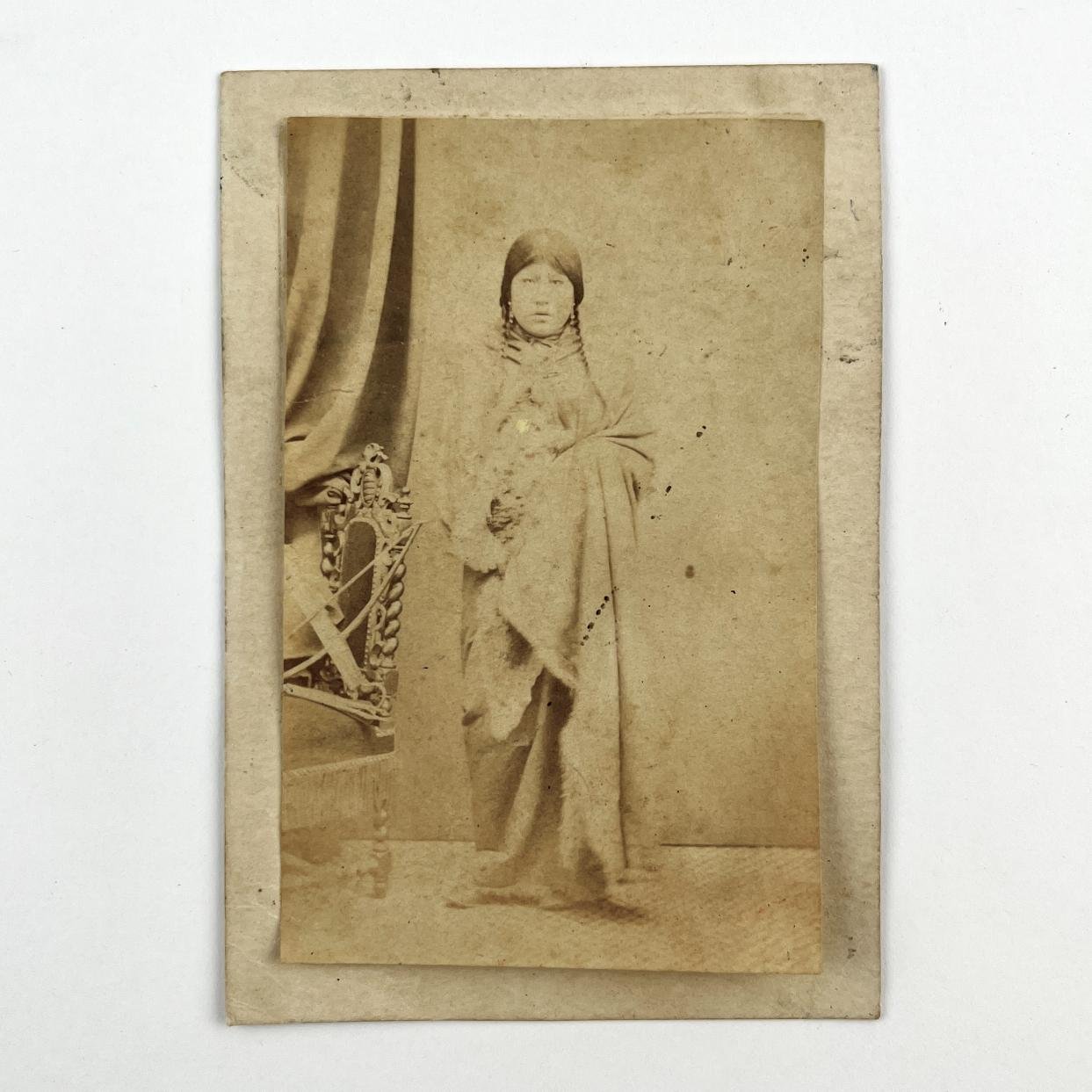 JOUANT HERMANOS
Juana. Hija del Cacique Biguá