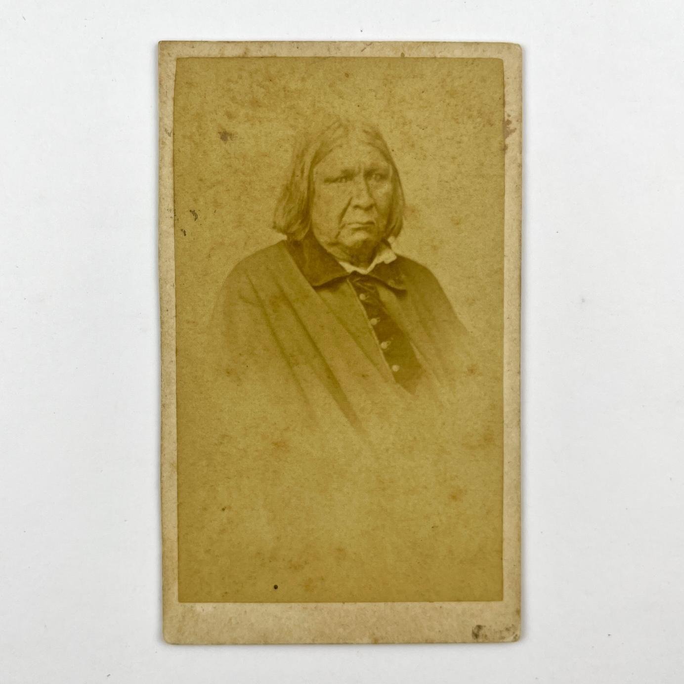 FOTÓGRAFO NO IDENTIFICADO
Anciano mapuche