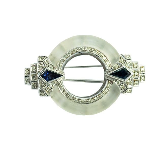 Prendedor art decó oro 18 K blanco, diamantes y zafiros