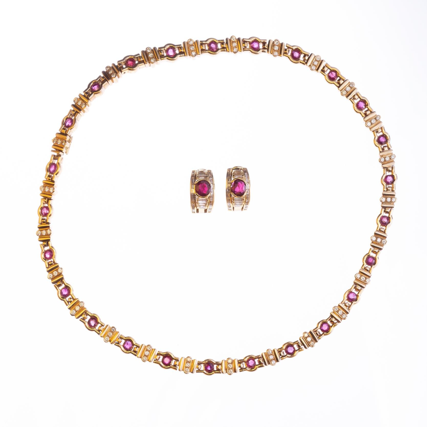 Gargantilla oro 18 K amarillo, rubíes y diamantes