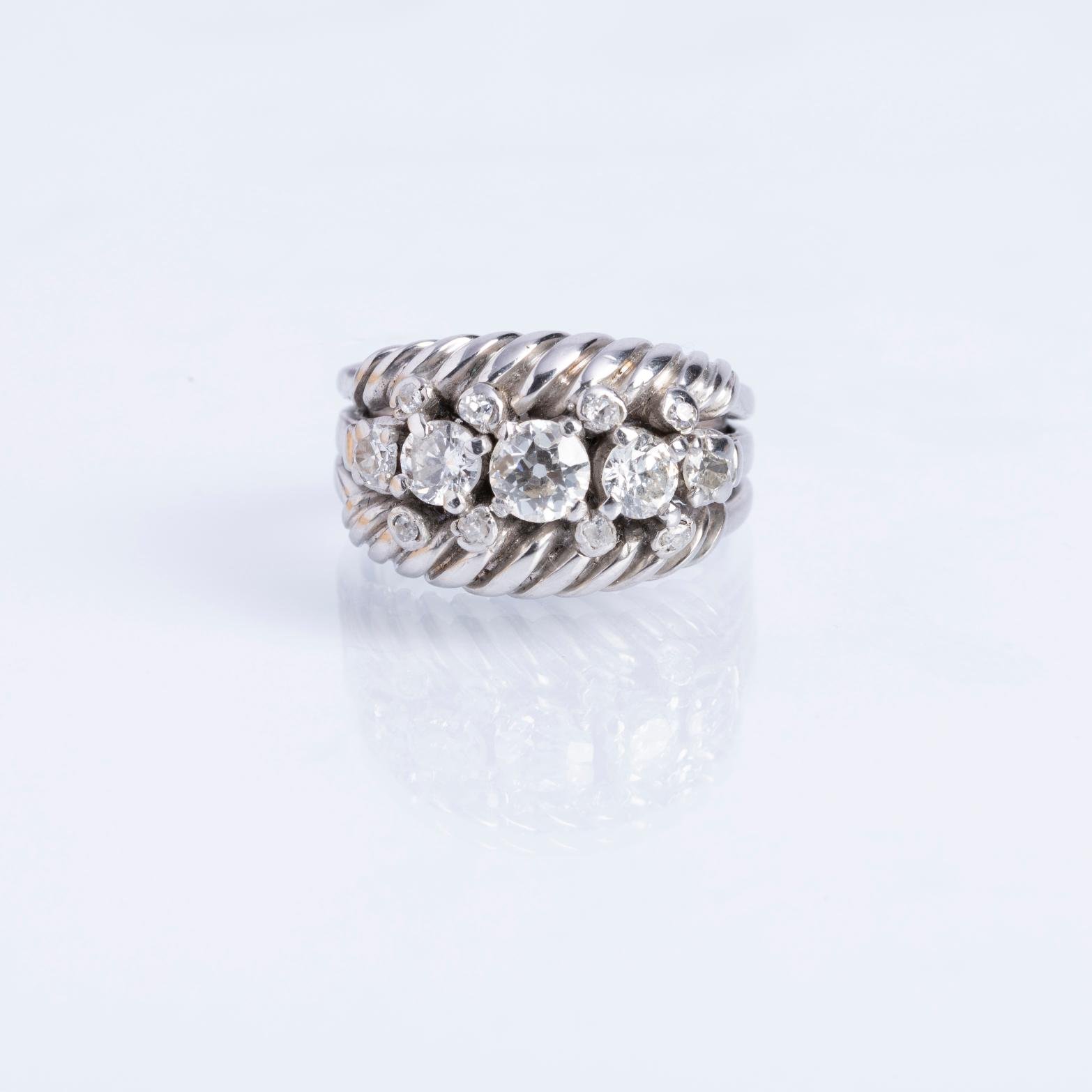 Anillo oro 18 K blanco y diamantes