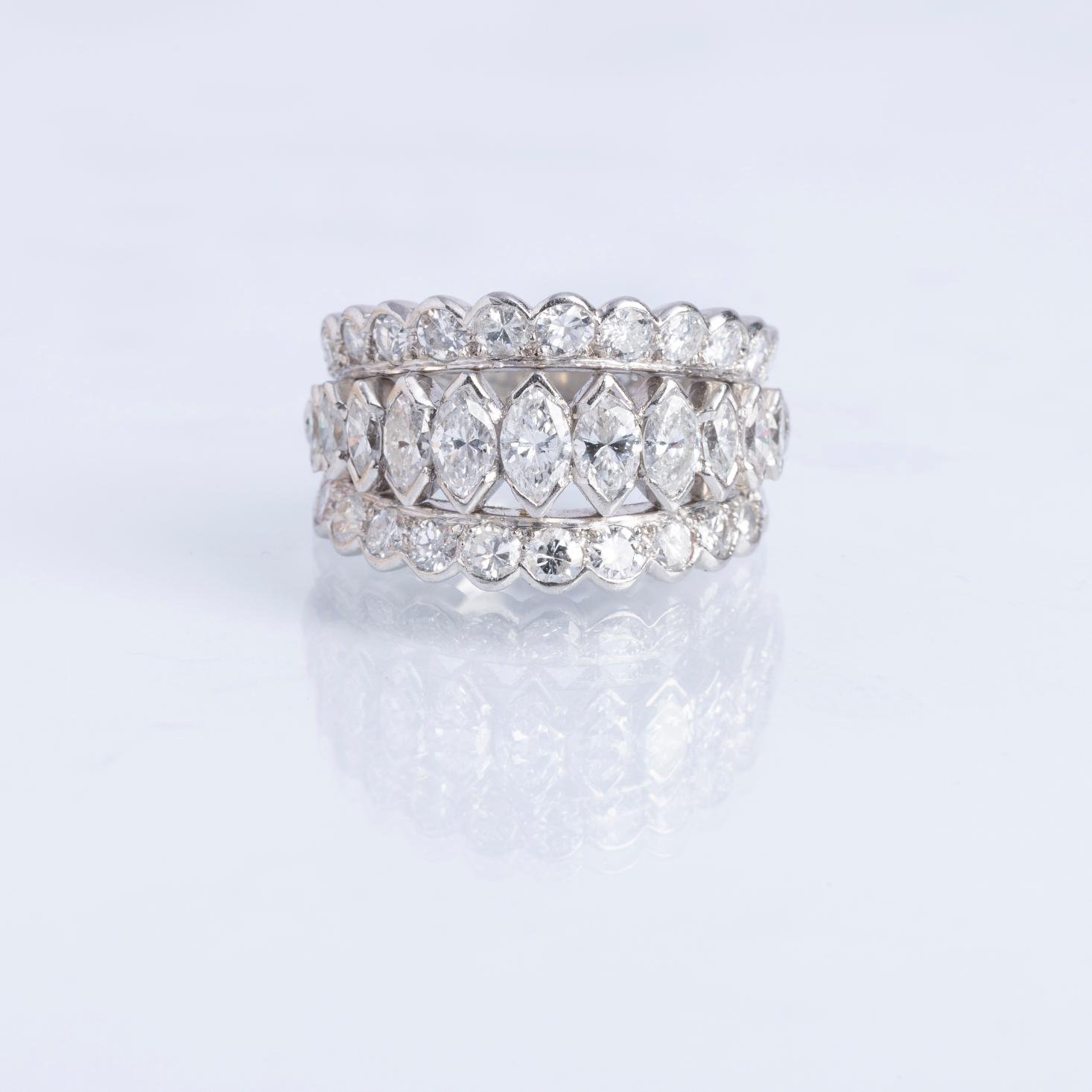 Anillo oro 18 K blanco y diamantes