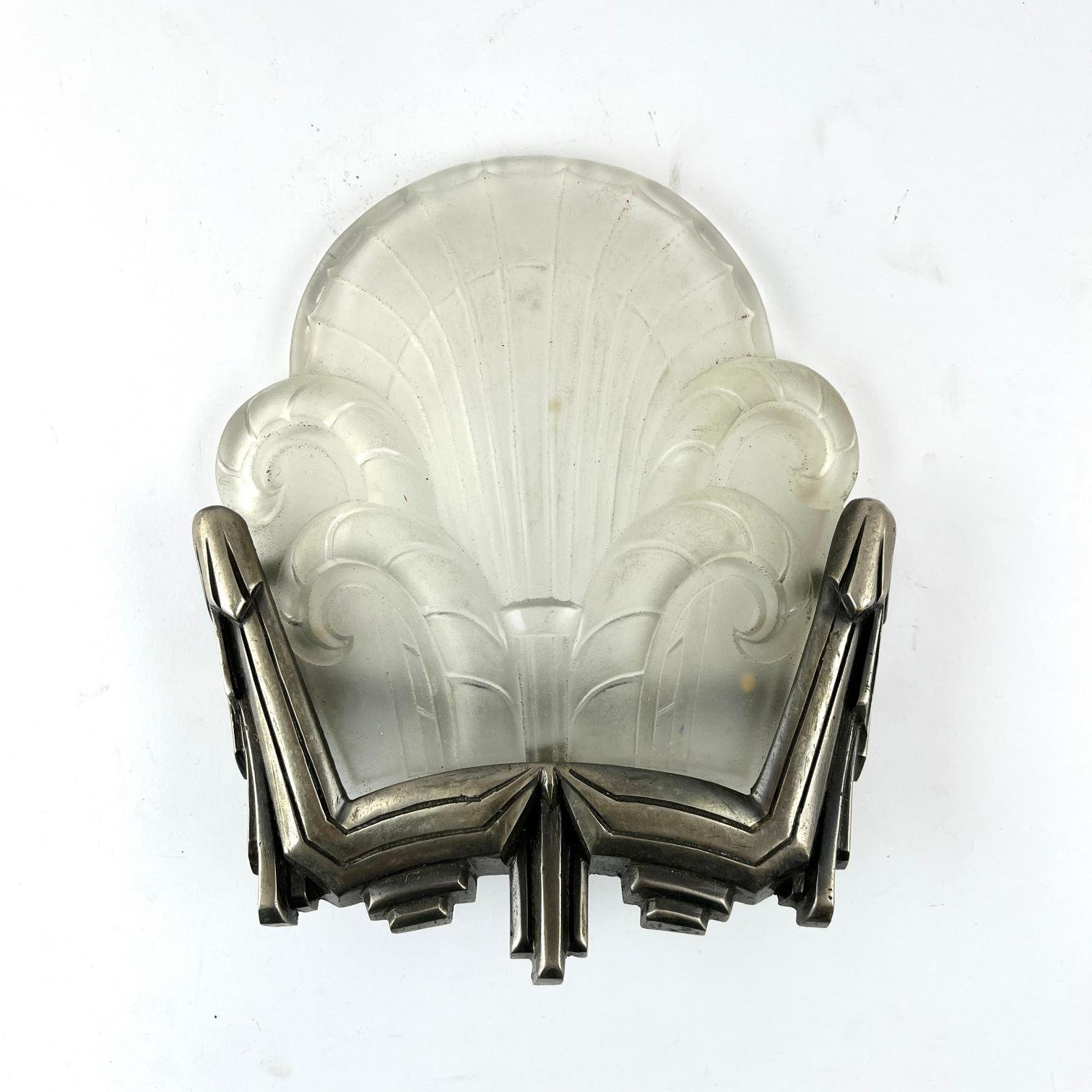 Par de apliques art decó