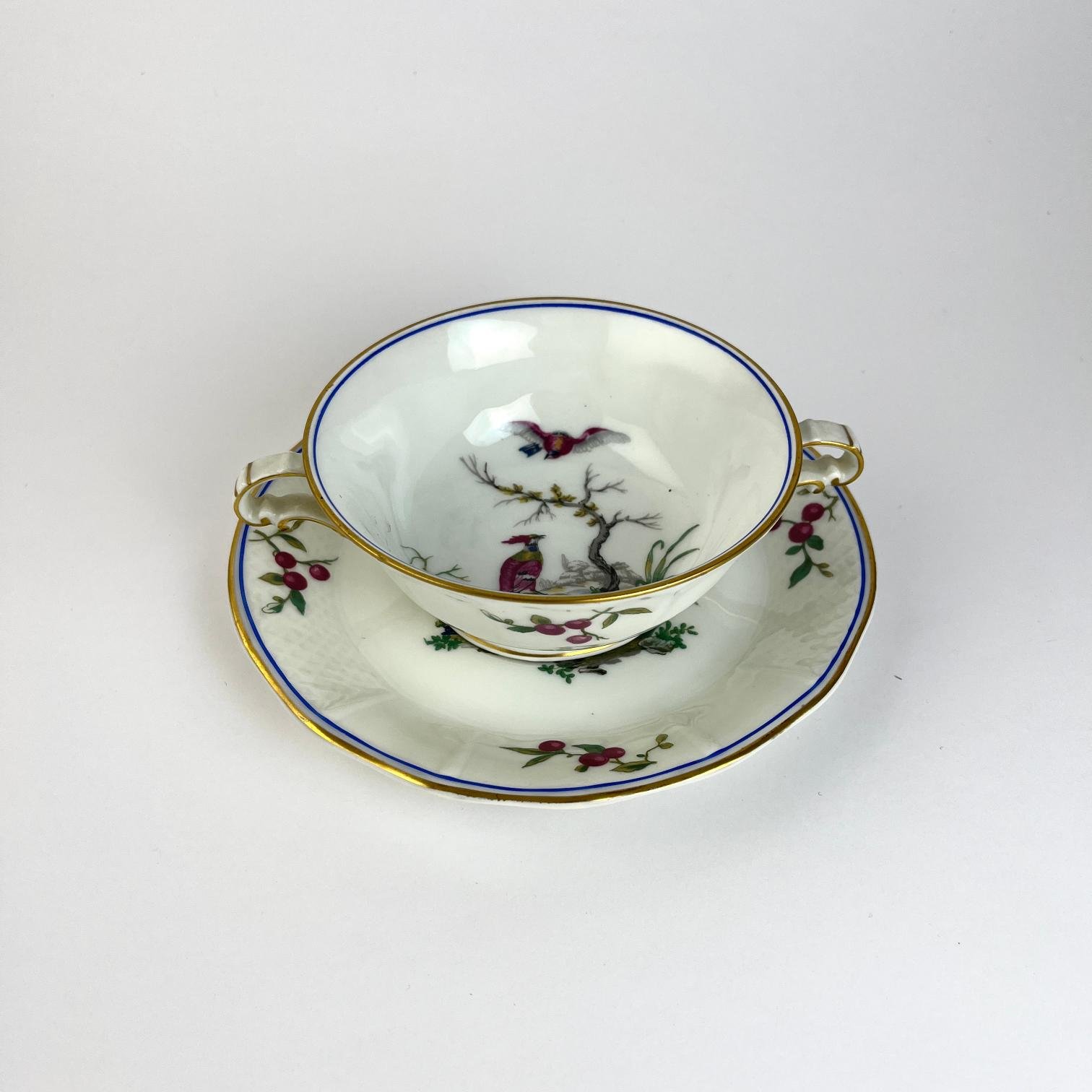 Juego de tazas para consomé en porcelana Limoges