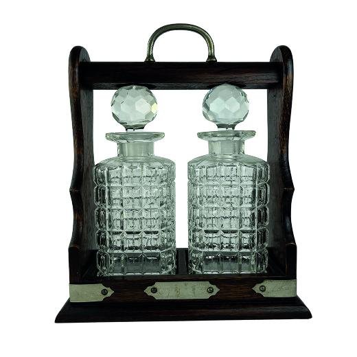 Tántalo inglés en roble