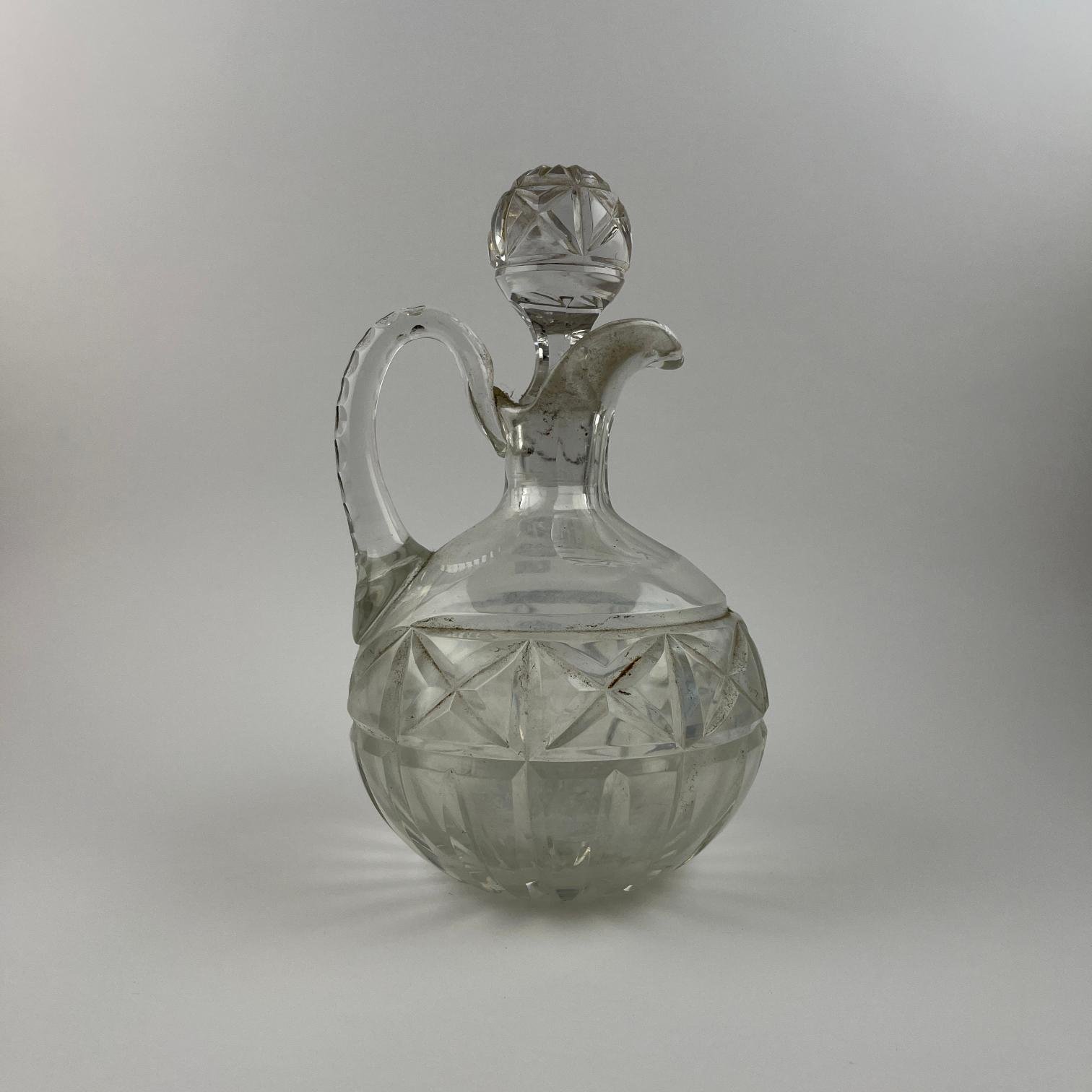 Botellón en cristal tallado