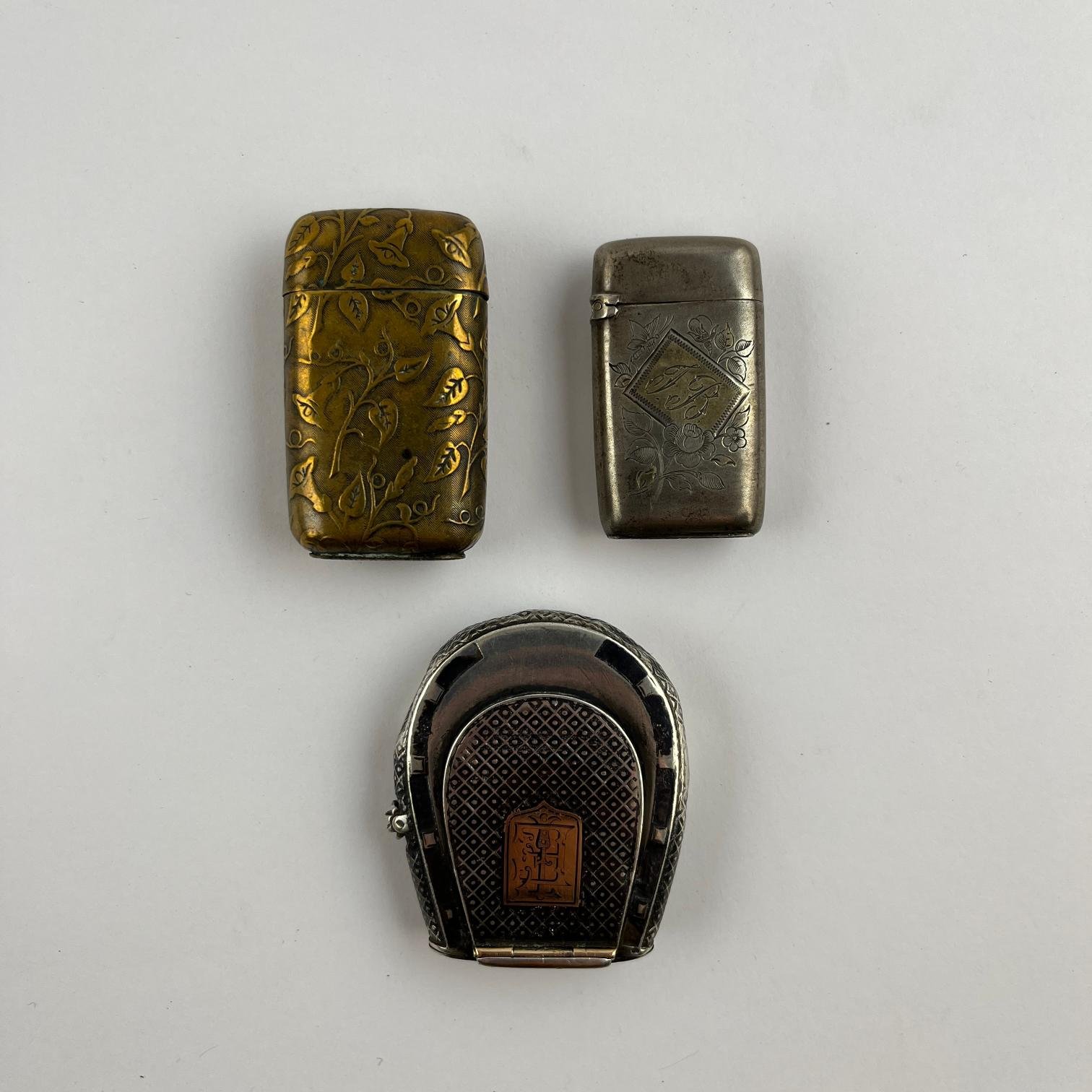 Conjunto de tres fosforeras de bolsillo