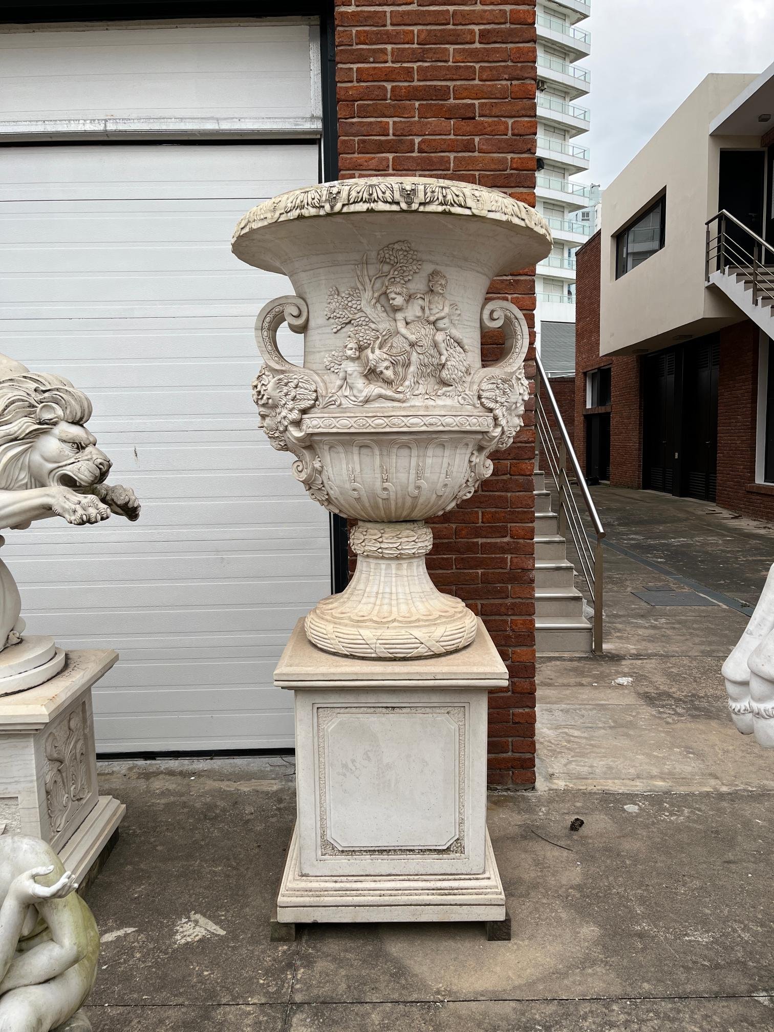 Par de copones en mármol - Imagen 2