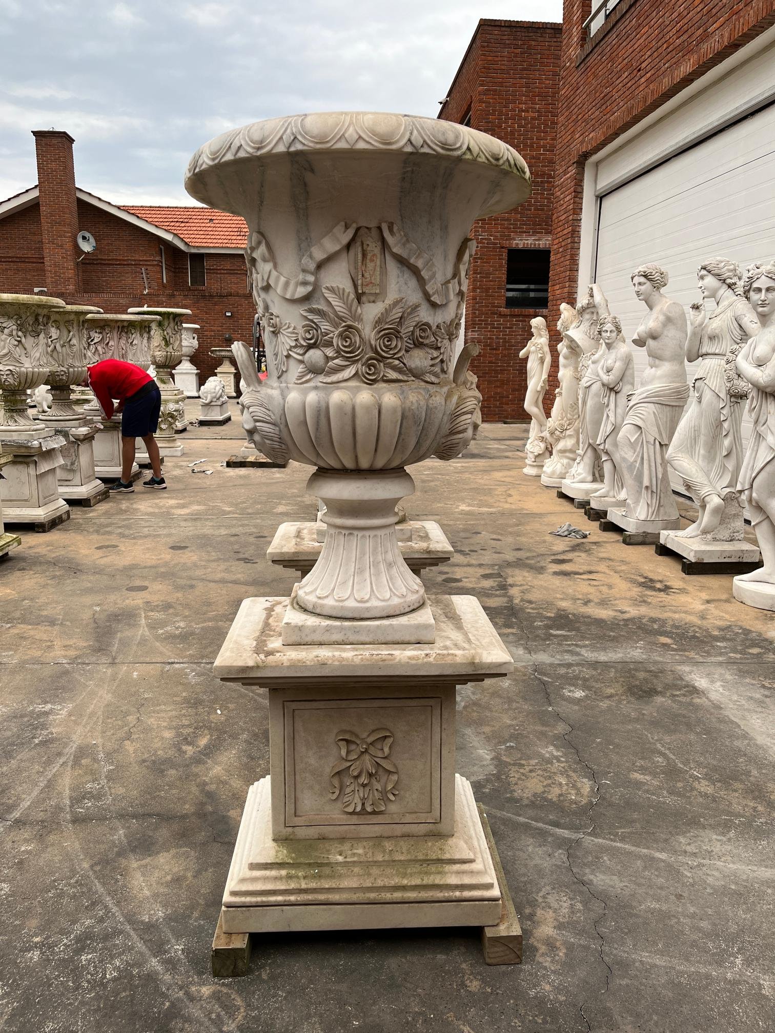 Par de copones en mármol