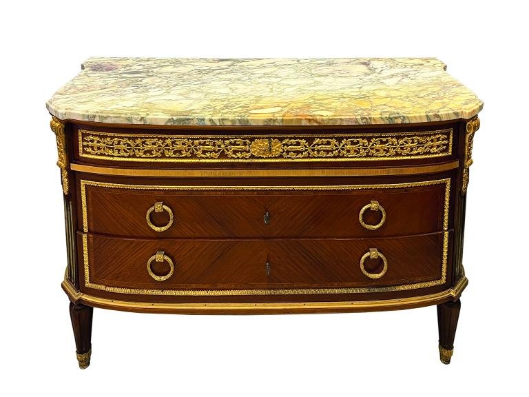 Cómoda estilo Luis XVI