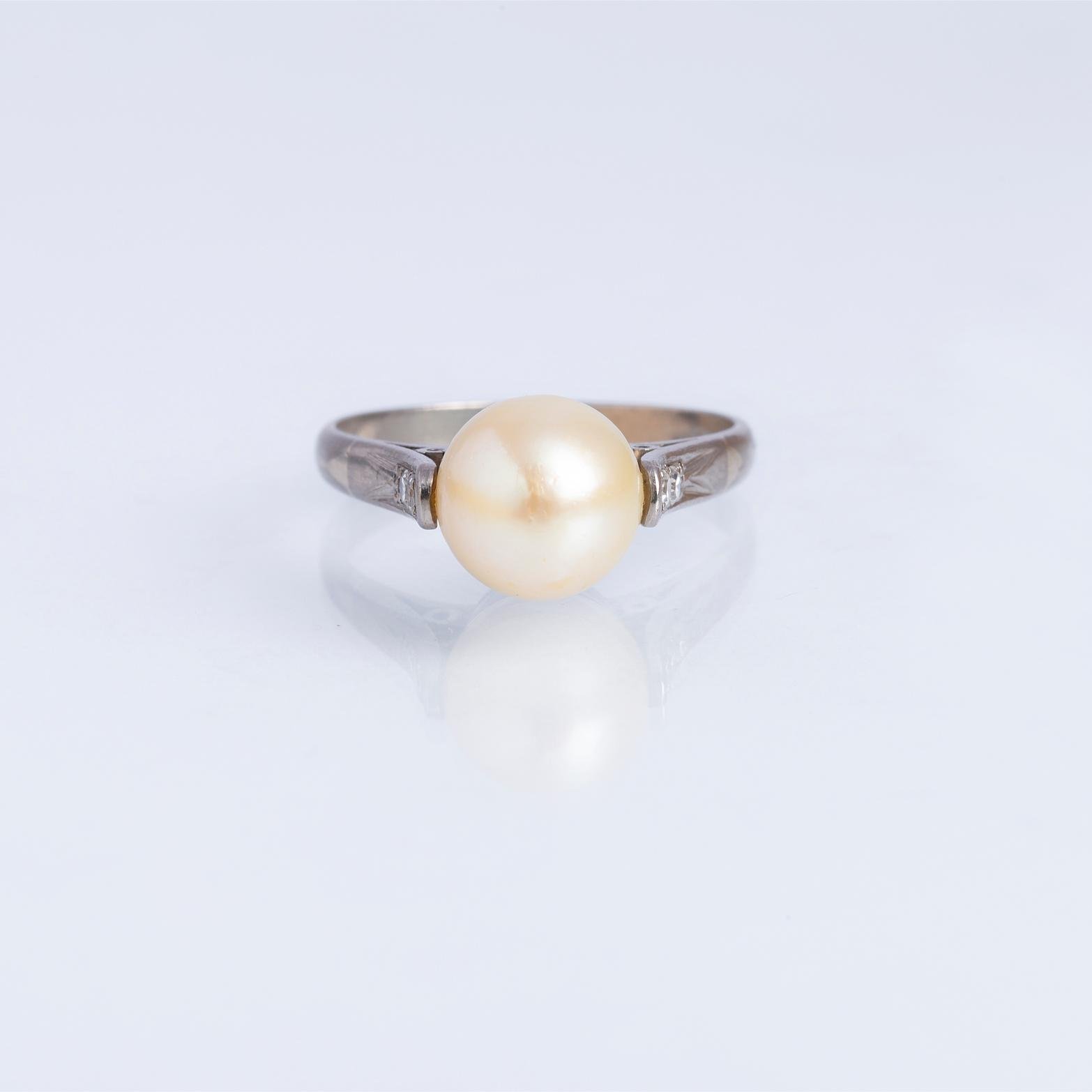 Anillo oro 18 K blanco, perla y diamantes