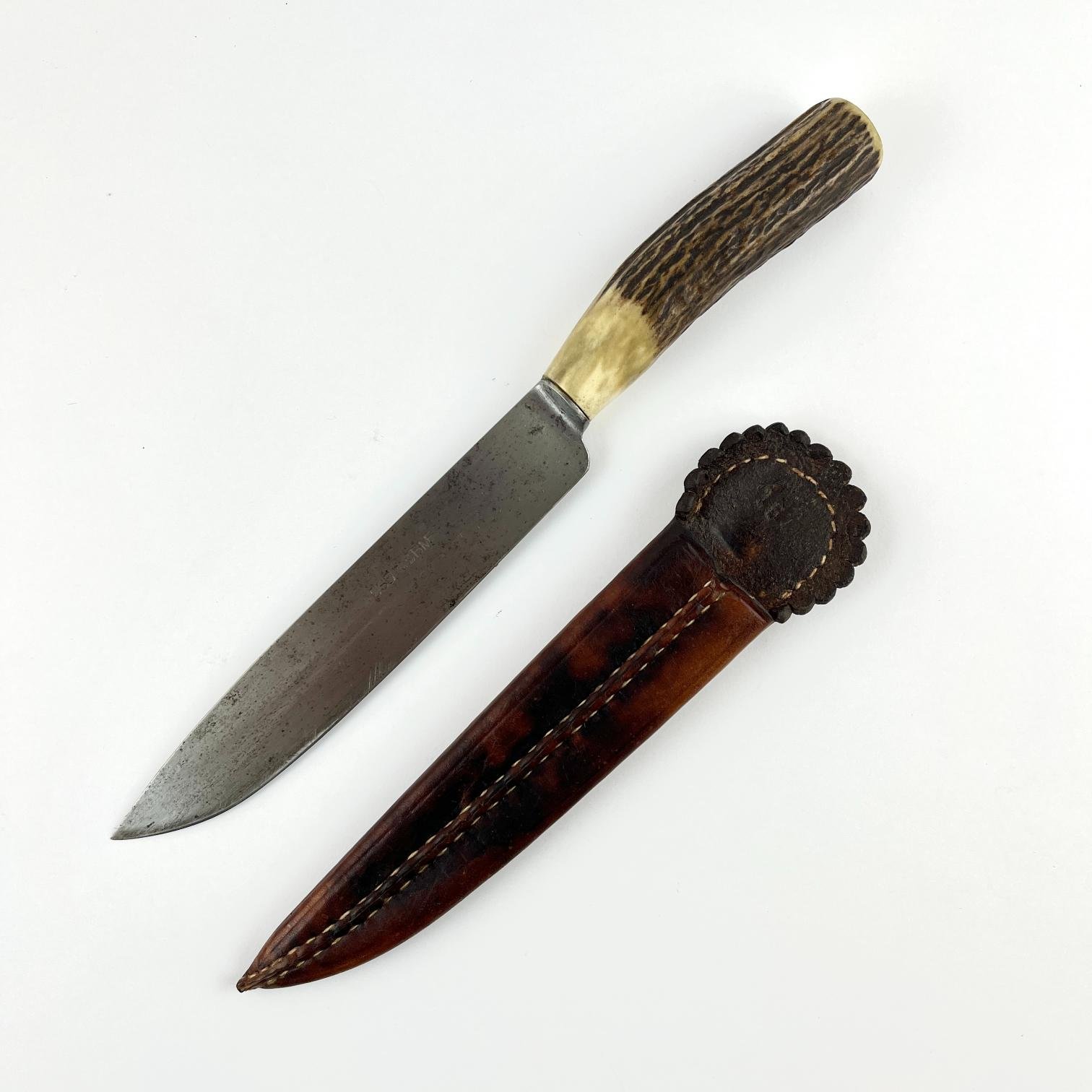 Cuchillo de caza austríaco