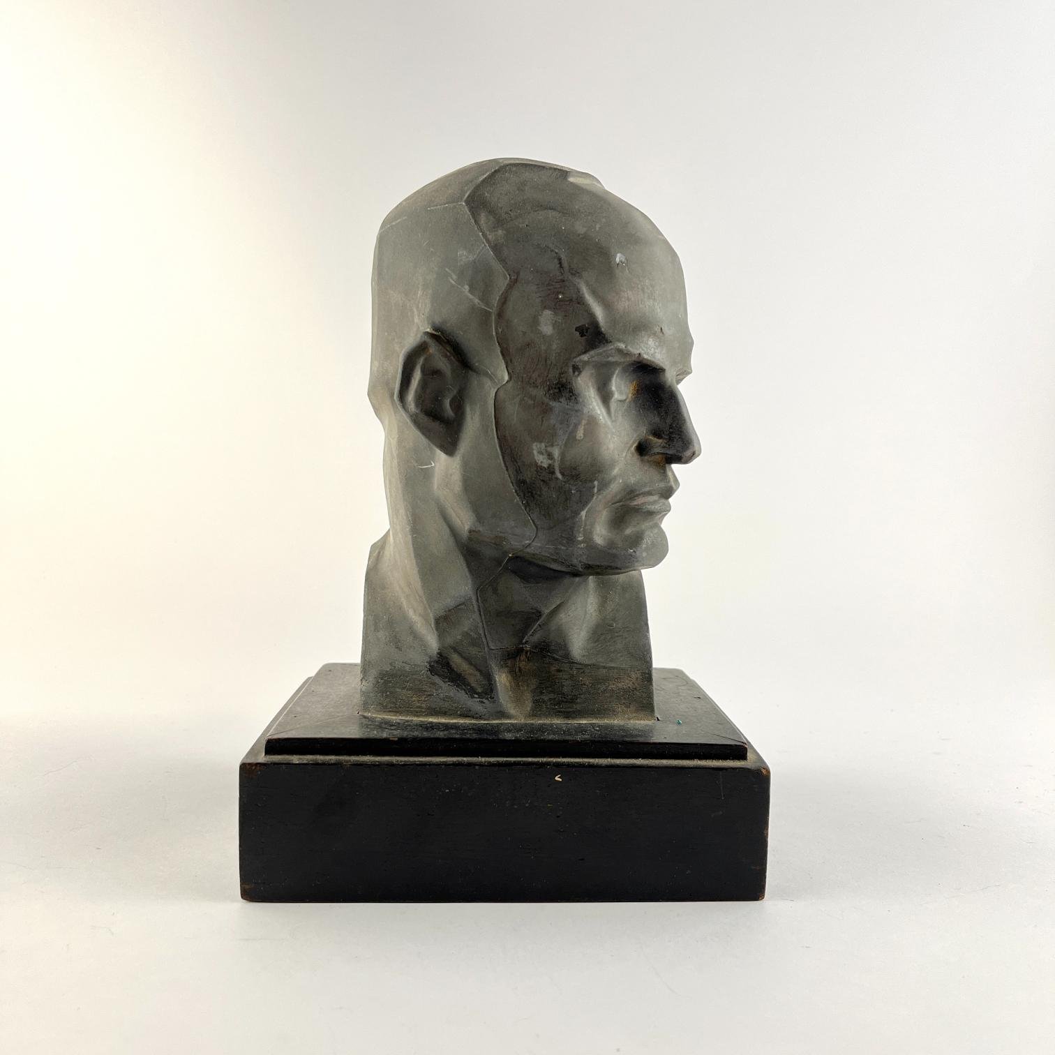 Escultura"Mussolini"